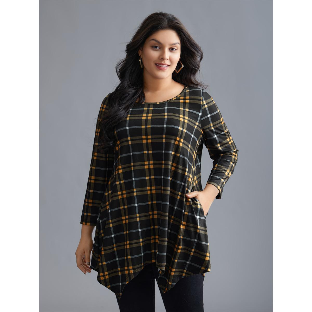 Plus Size Plaid Asymmetrical Hem Pocket T-shirt Lightyellow Women Casual Asymmetrical Round Neck Loose Everyday T-shirts BloomChic 18-20/2X Product Image