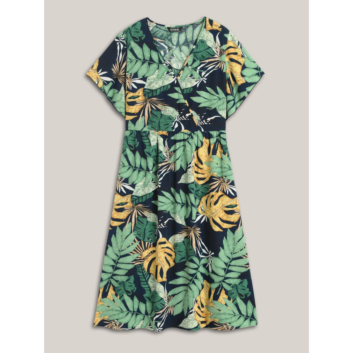 Plus Size Breezy Tropical Print Pockets Midi Dress DarkBlue Women Overlap Collar Short sleeve Curvy BloomChic 22-24/3X Product Image