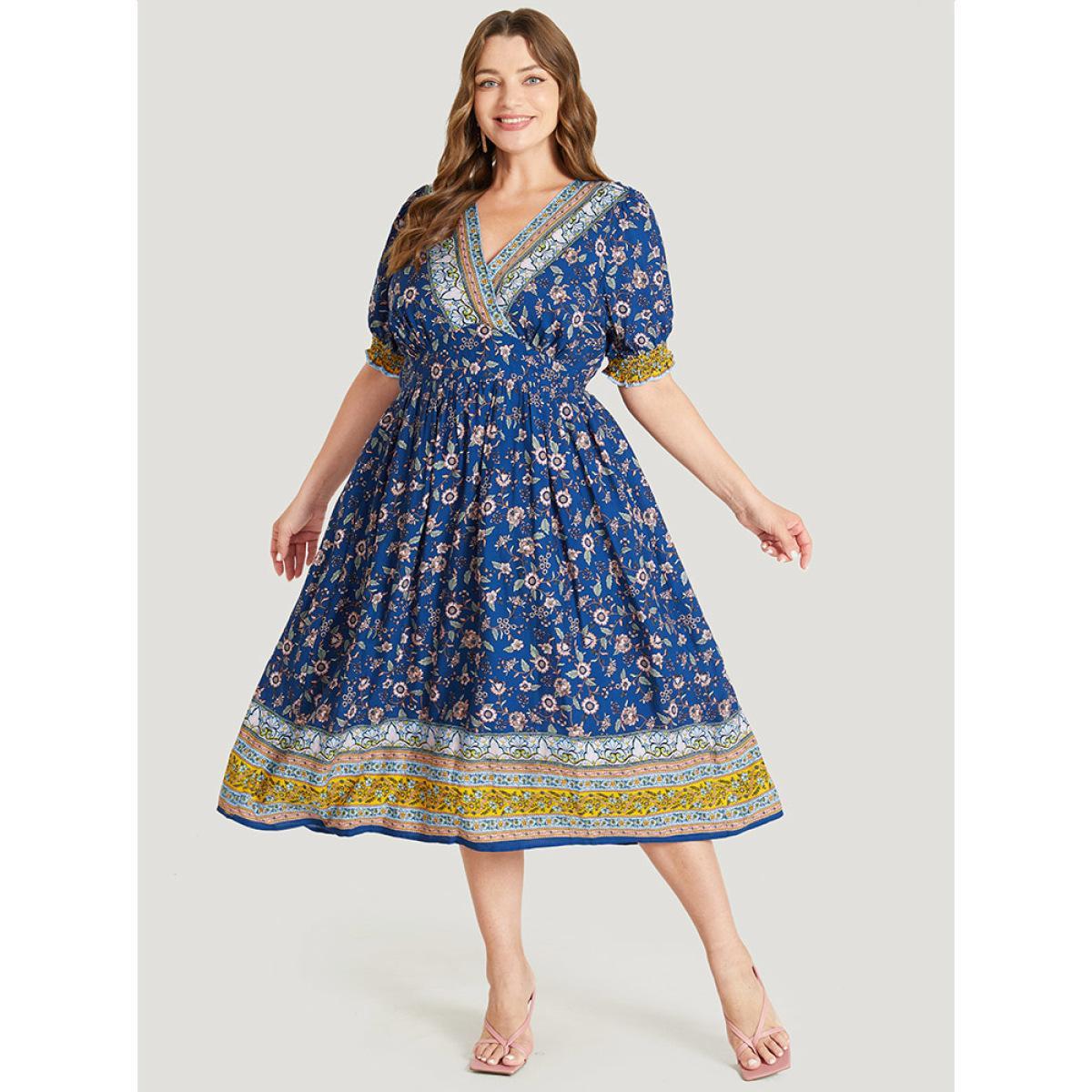 Plus Size Bandana Print Surplice Neck Pocket Shirred Puff Sleeve Dress Blue Women Vacation Overlap Collar Short sleeve Curvy Midi Dress BloomChic 26/4X Product Image