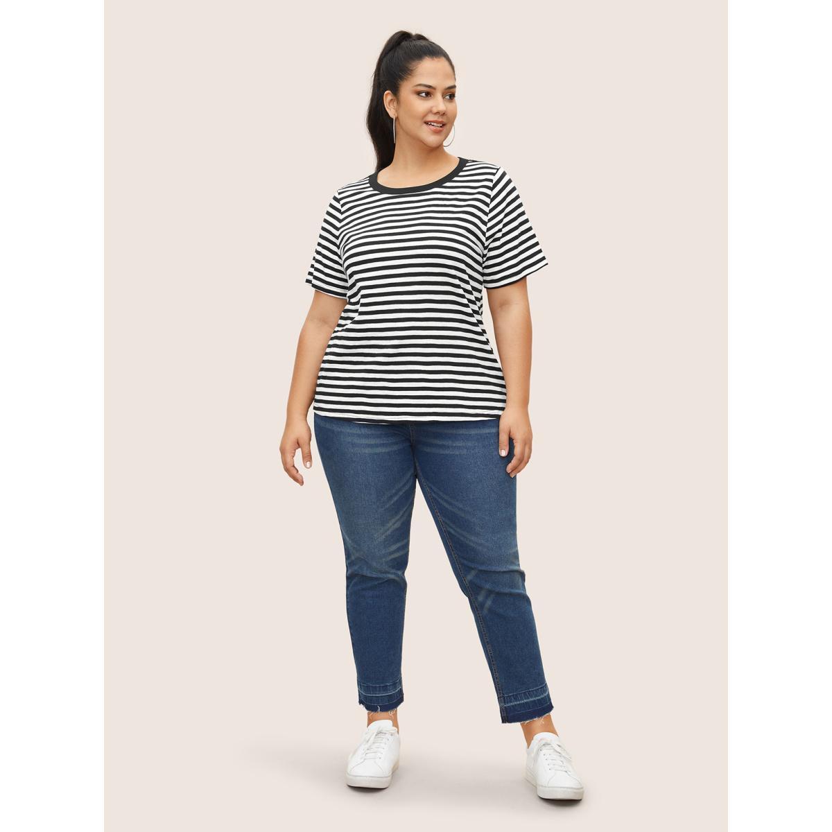 Plus Size Rib Knit Striped Crew Neck T-shirt Black Women Casual Contrast Round Neck Everyday T-shirts BloomChic 28/5X Product Image