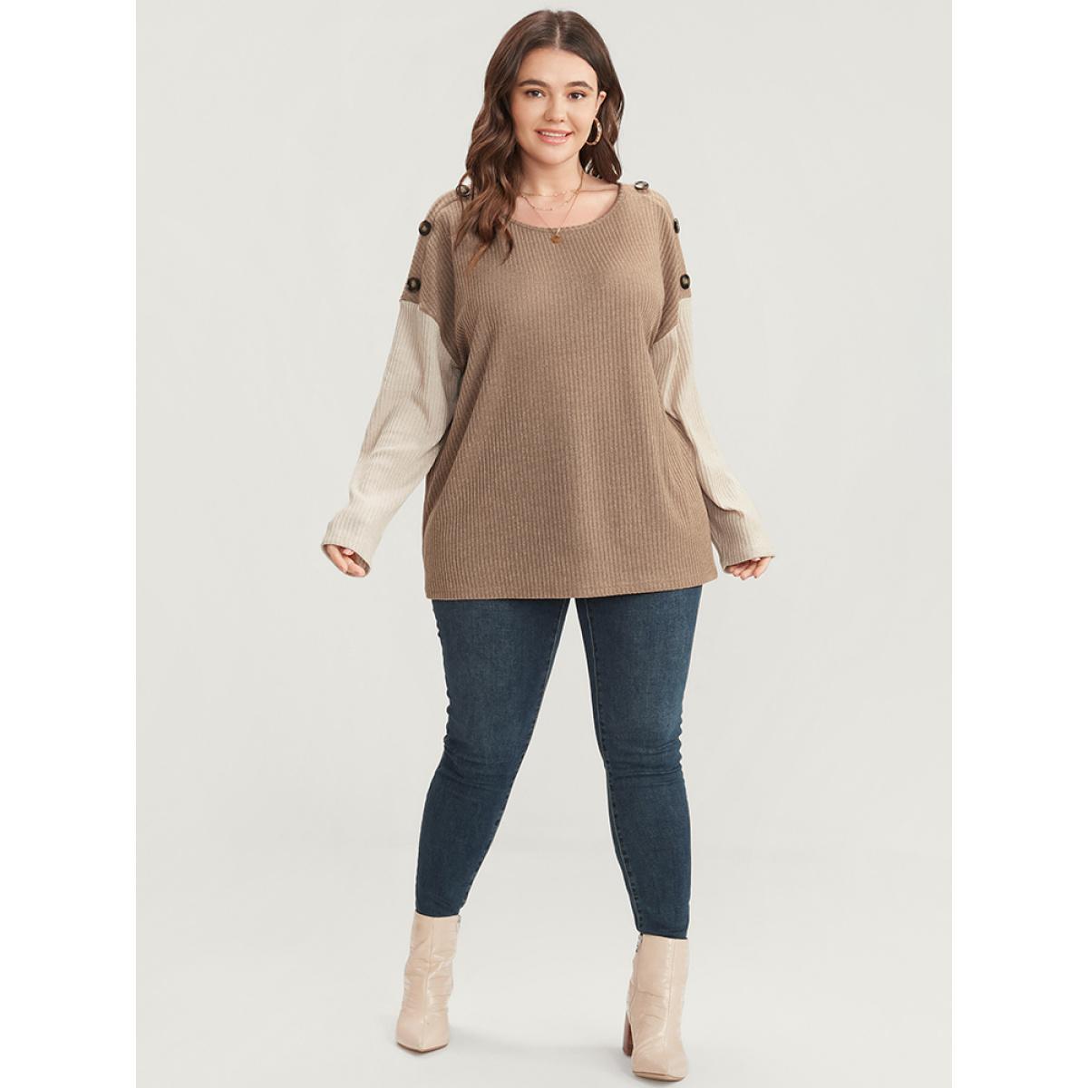 Plus Size Colorblock Contrast Button Detail Rib Knit Sweatshirt Women LightBrown Casual Contrast Round Neck Dailywear Sweatshirts BloomChic 26/4X Product Image