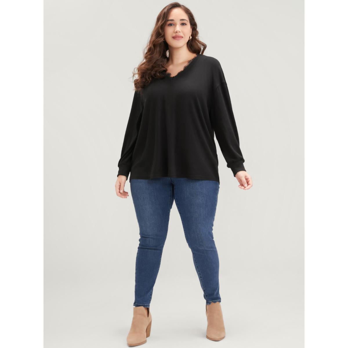 Plus Size Solid V Neck Lace Trim Drop Shoulder Sweatshirt Women Black Elegant Lace V-neck Dailywear Sweatshirts BloomChic 26/4X Product Image