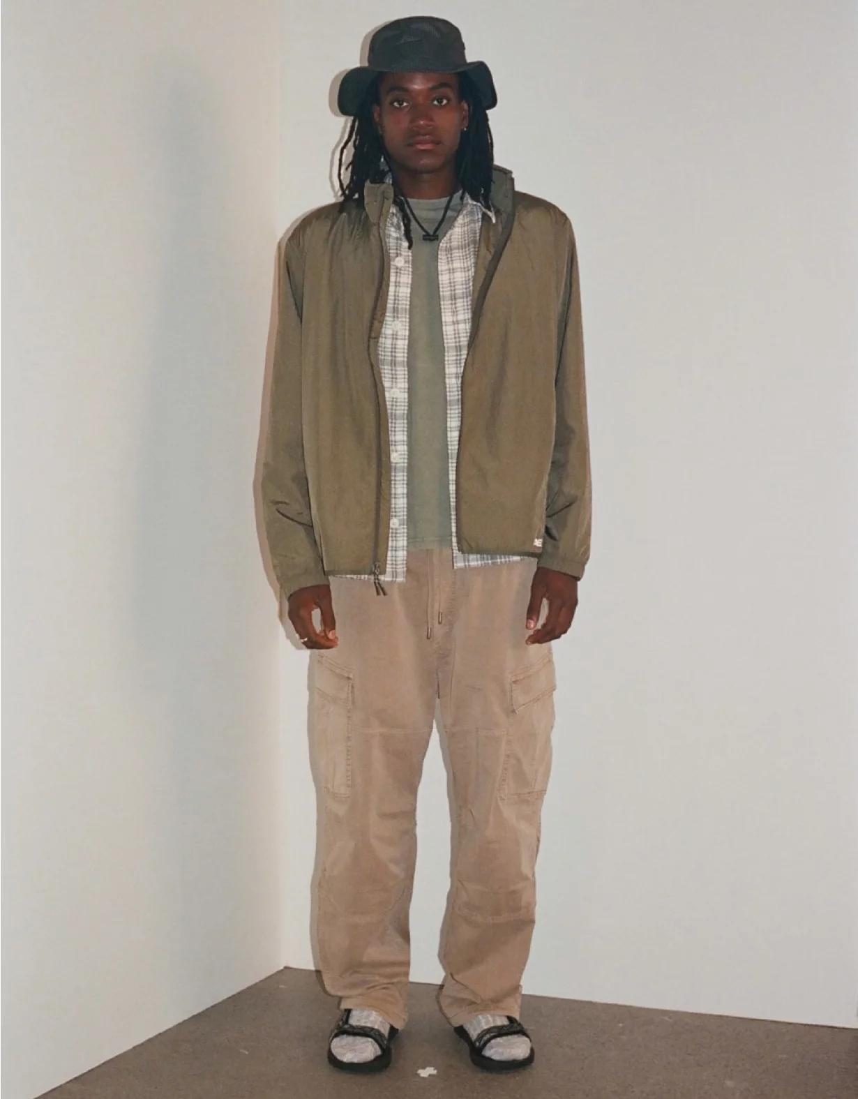 AE Relaxed Cargo Pant Product Image
