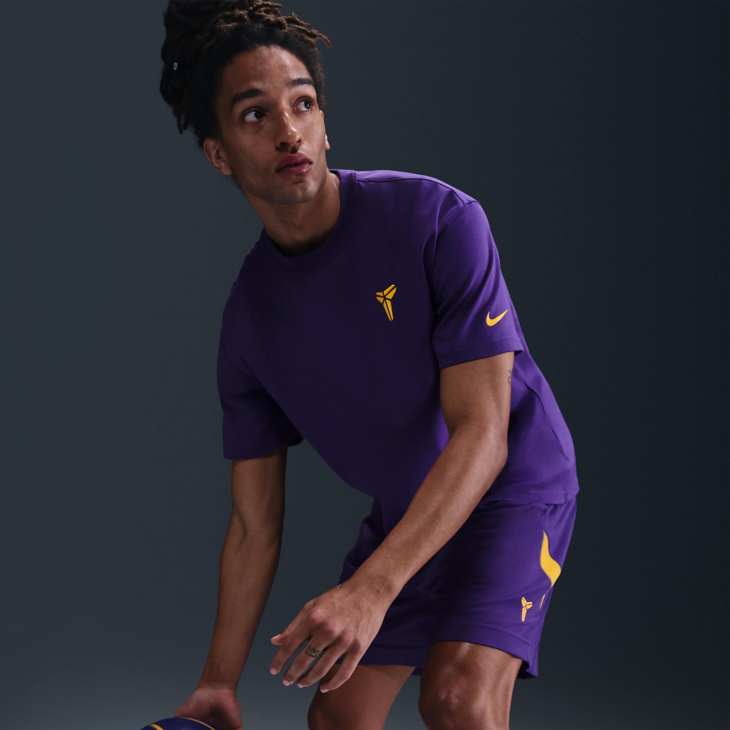 Nike Men's Kobe Basketball T-Shirt Product Image