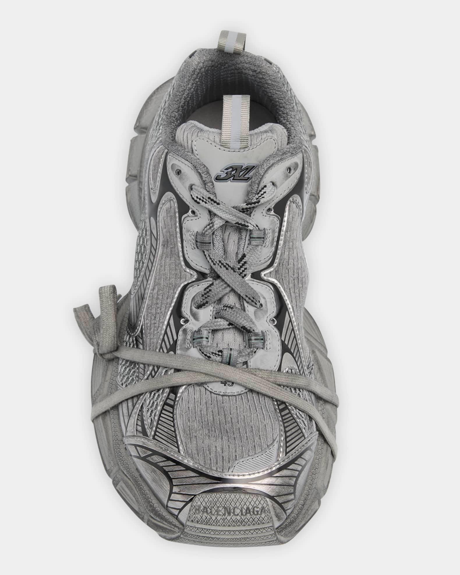 Men's 3XL Low-Top Mesh Sneakers Product Image