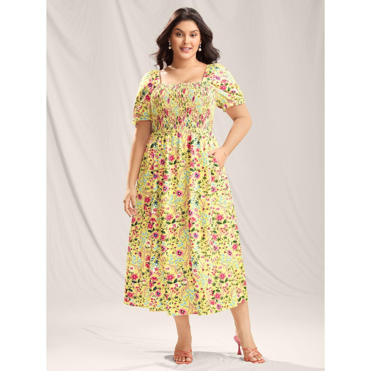 Plus Size Shirred Floral Print Pockets Maxi Dress LightBlue Women Square Neck Short sleeve Curvy BloomChic 26/4X Product Image