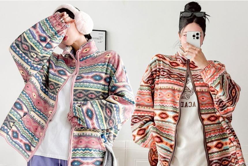 Pattern Mock Neck Fleece Loose-Fit Zip-Up Jacket Product Image