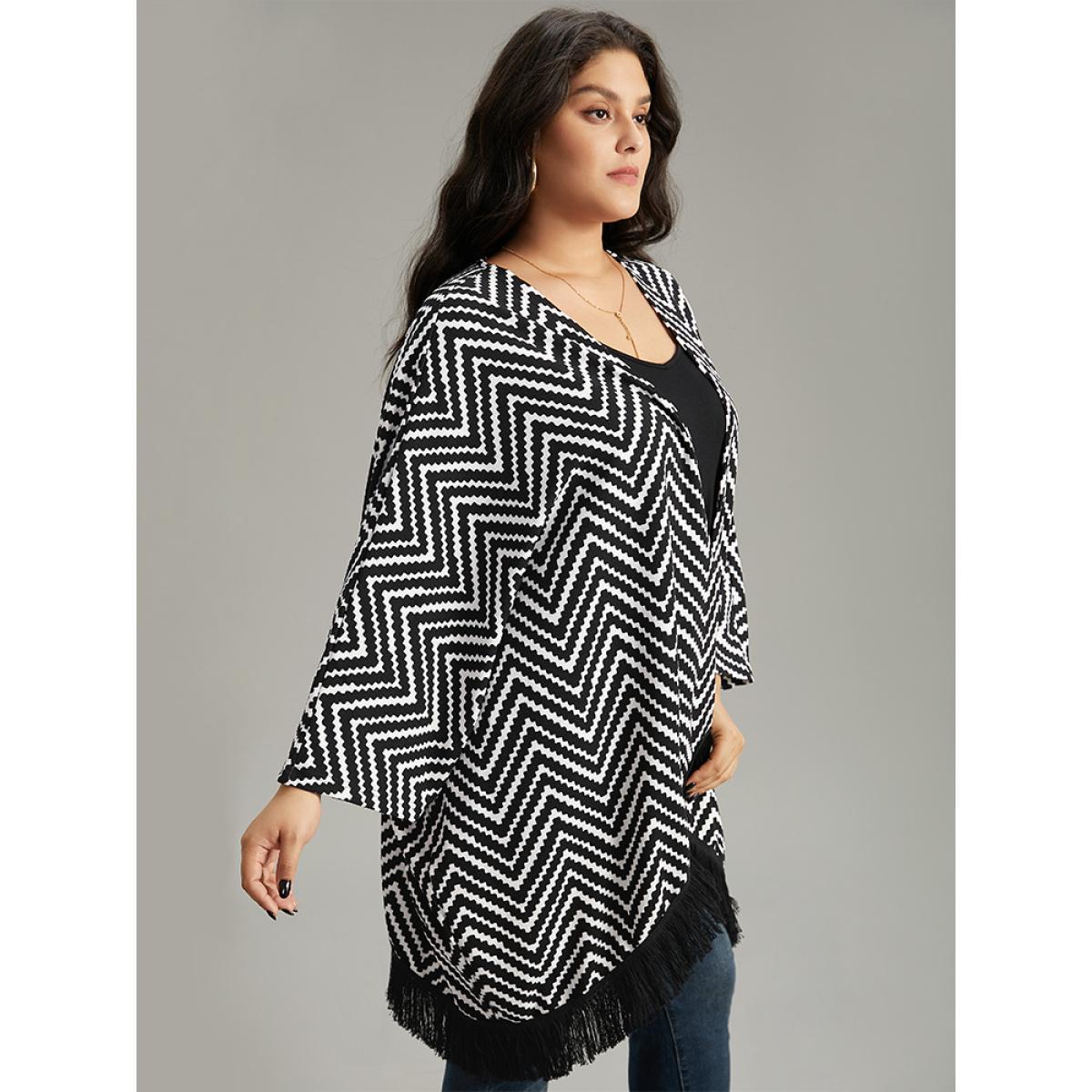 Plus Size Halloween Geometric Tassel Trim Dolman Sleeve Kimono Women Black Casual Tassels Loose Dailywear Kimonos BloomChic 12/L Product Image