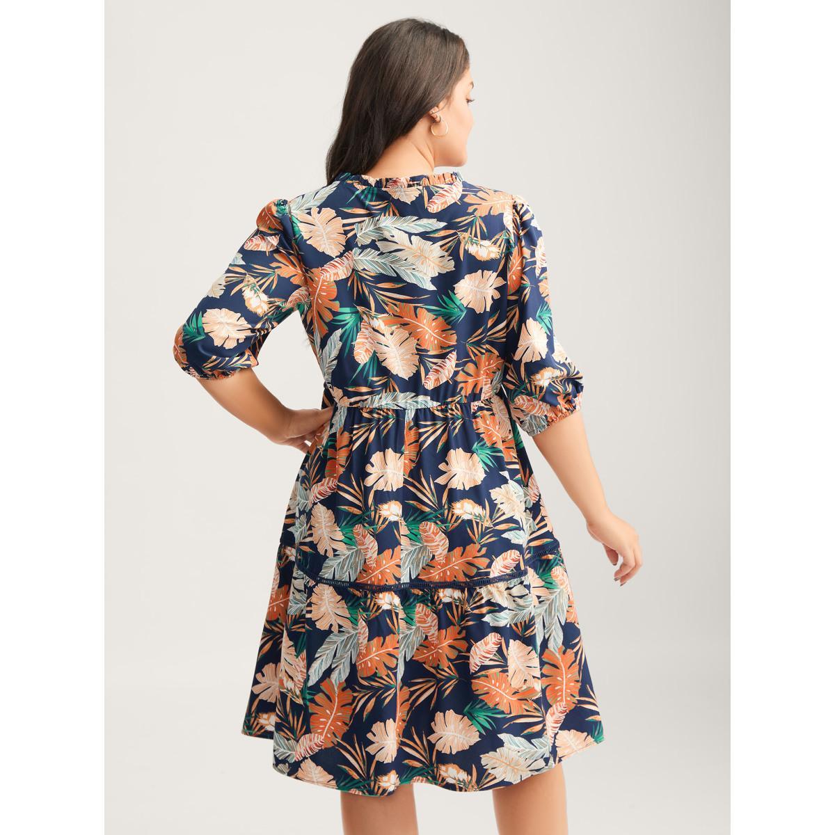 Plus Size Tropical Leaf Print Lace Stretchy Midi Dress Indigo Women Flat collar with V-notch Elbow-length sleeve Curvy BloomChic 12/L Product Image