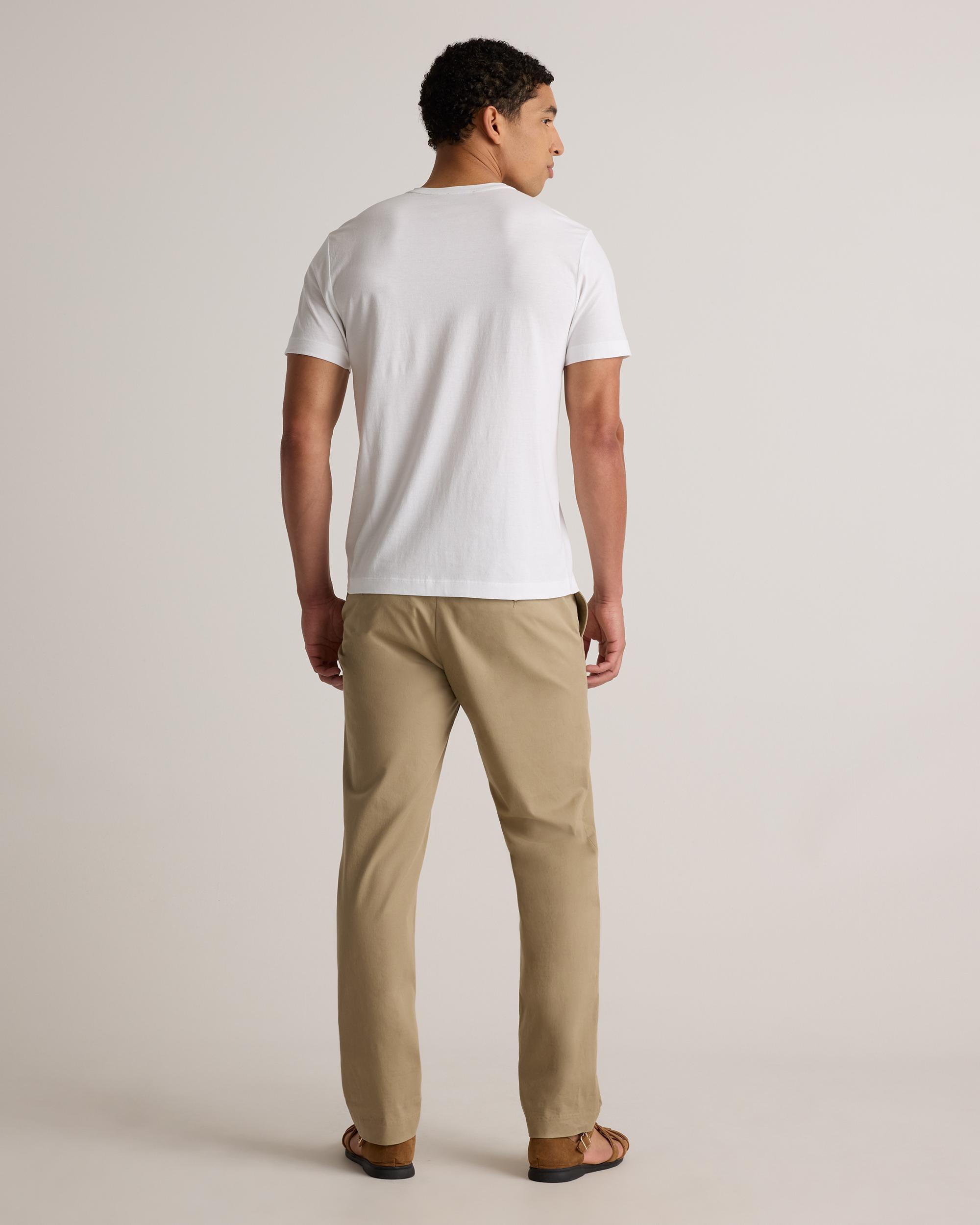 Quince | Men's 100% Pima Cotton Luxe Touch Henley Organic Cotton Product Image