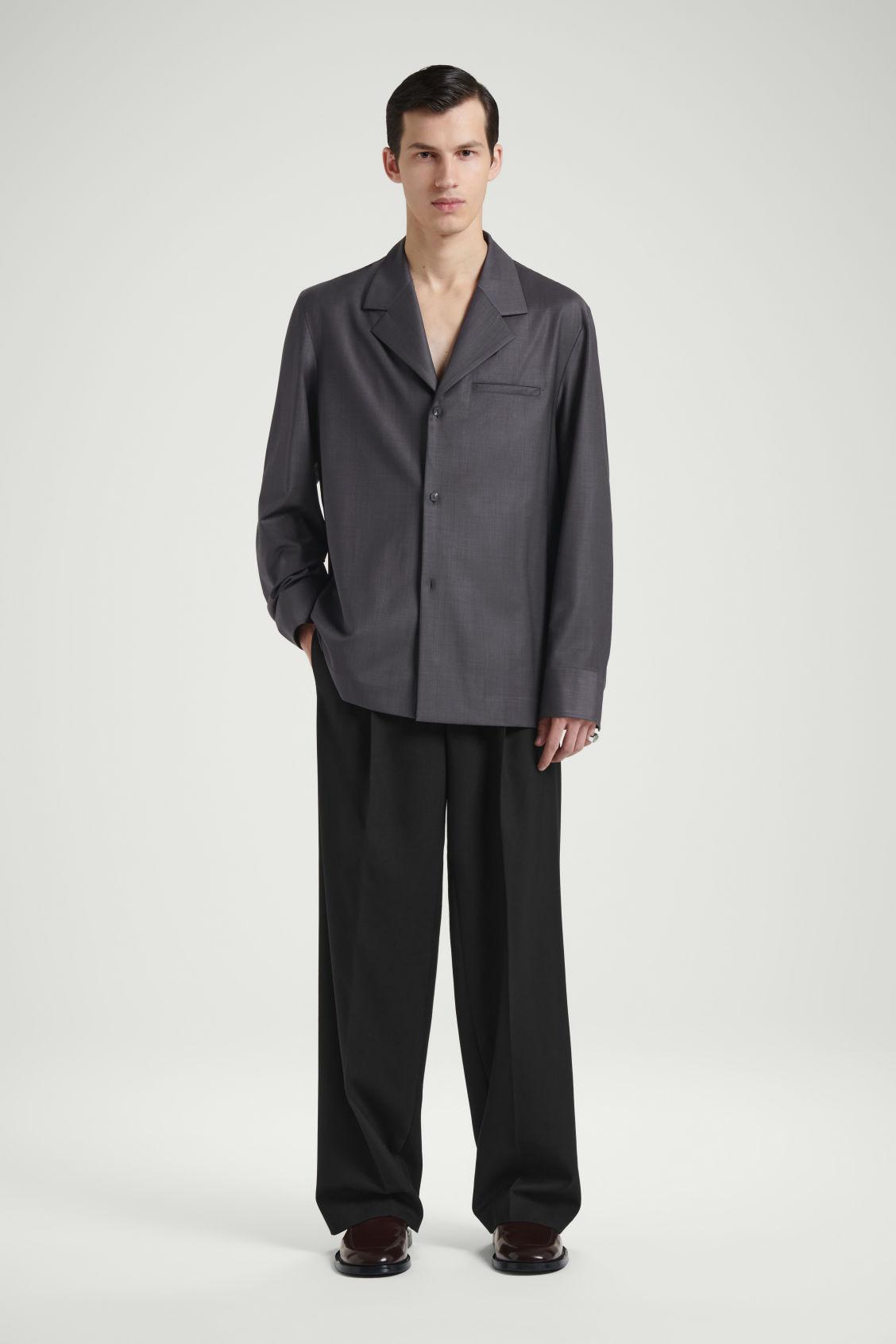 THE NOTCH-LAPEL SHIRT Product Image