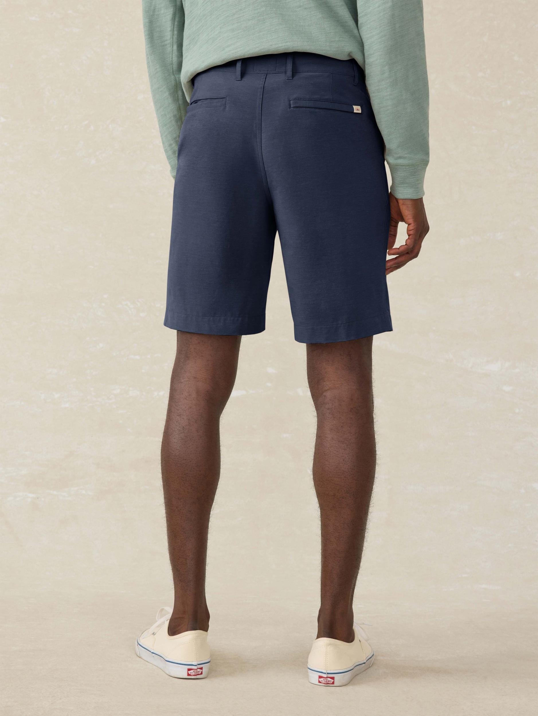 All Day™ Short 2.0 (9") - Mountain Coal Male Product Image