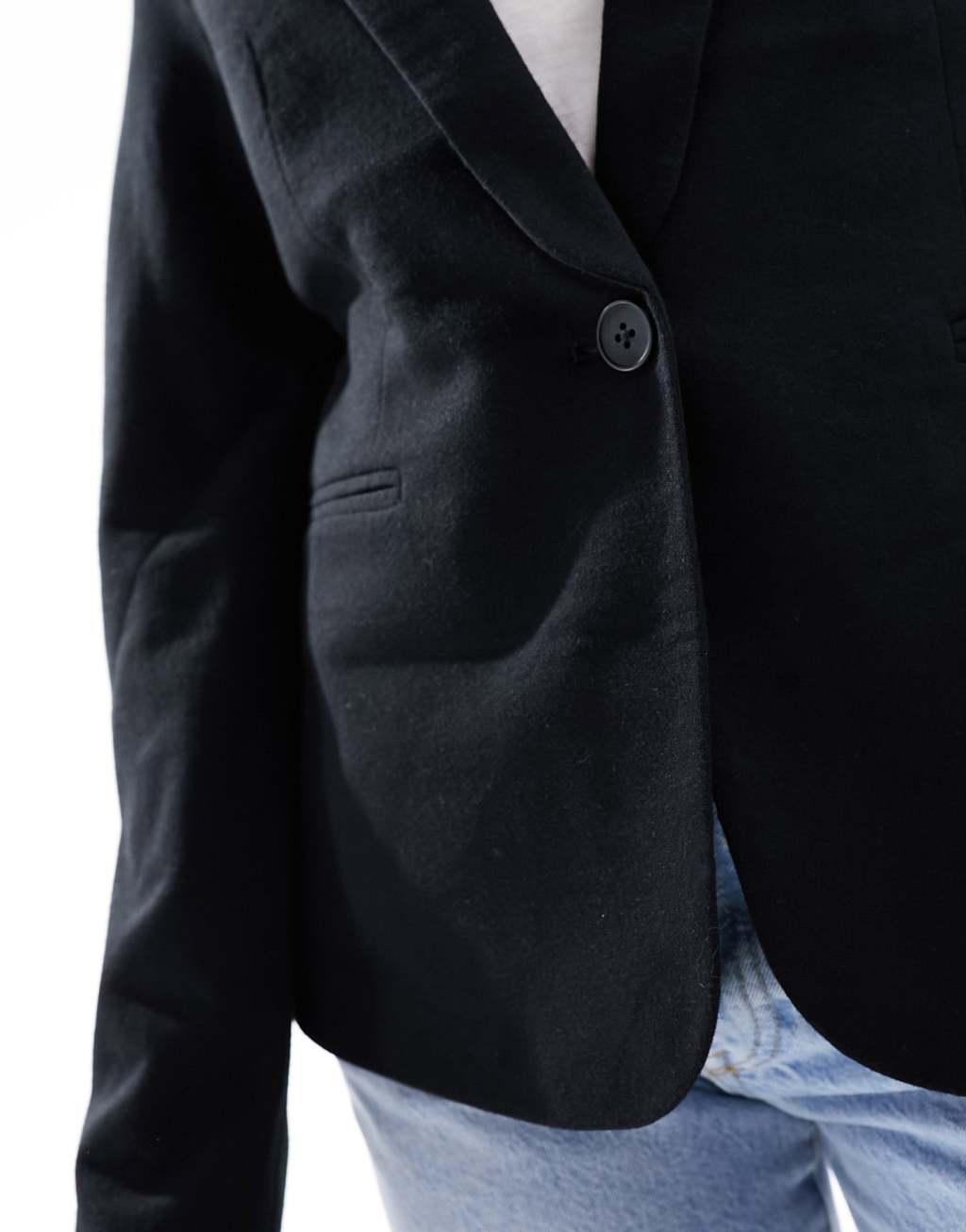 Vero Moda stretch jersey lined blazer in black Product Image