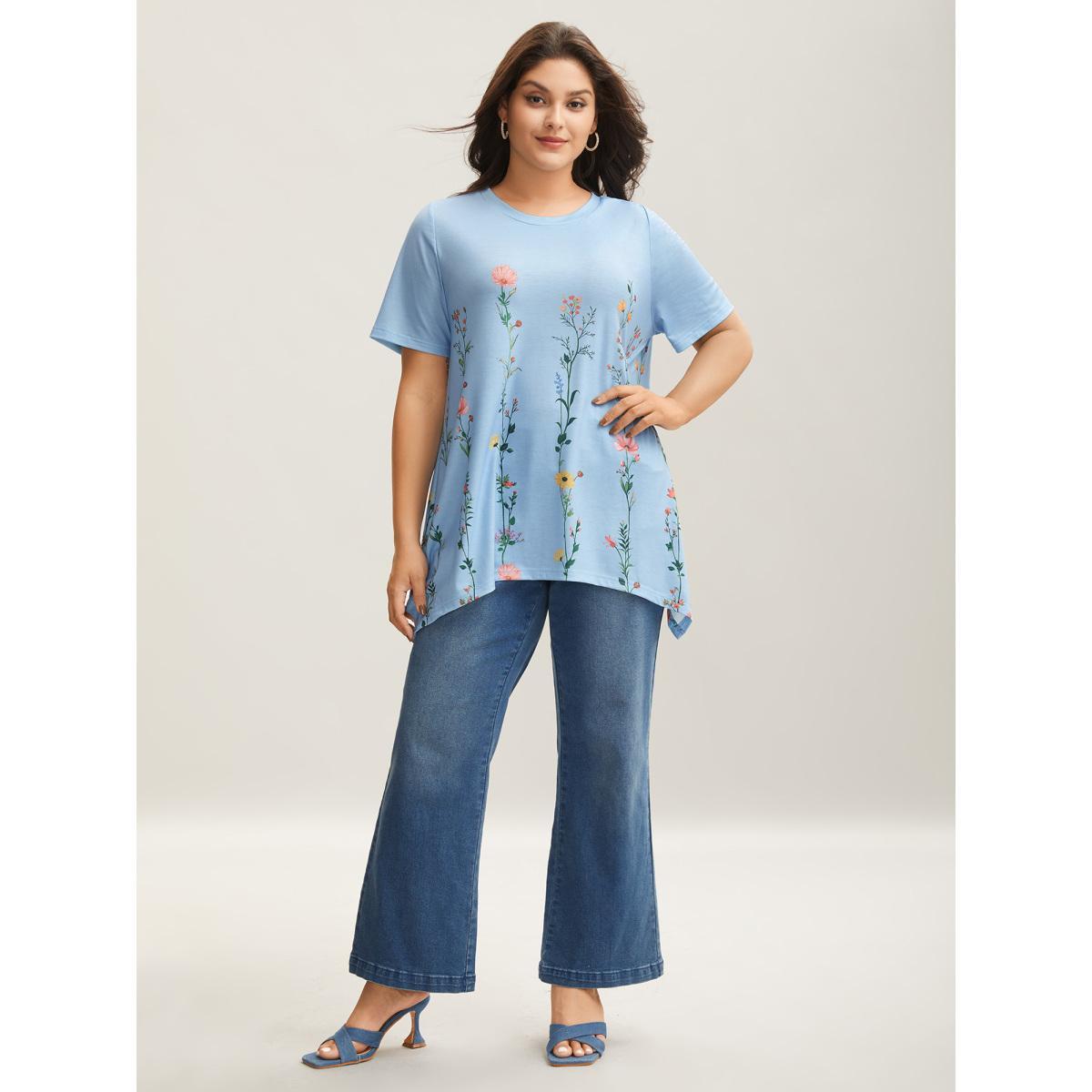 Plus Size Stretchy Hi-Low Hem Floral T-Shirt LightBlue Women Elegant Asymmetrical Natural Flowers Round Neck Loose Everyday T-shirts BloomChic 26/4X Product Image
