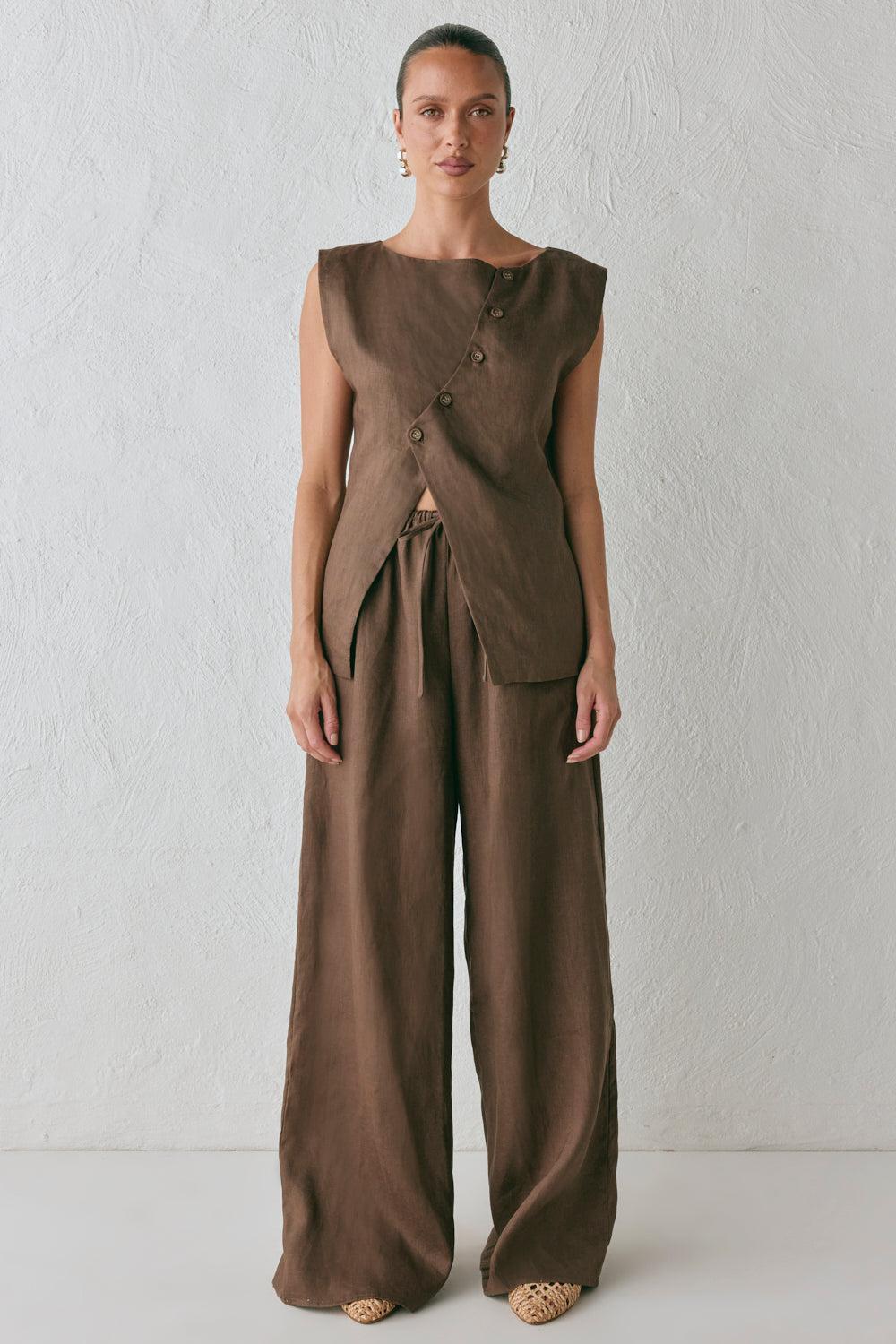 Aria Linen Vest Chocolate Product Image