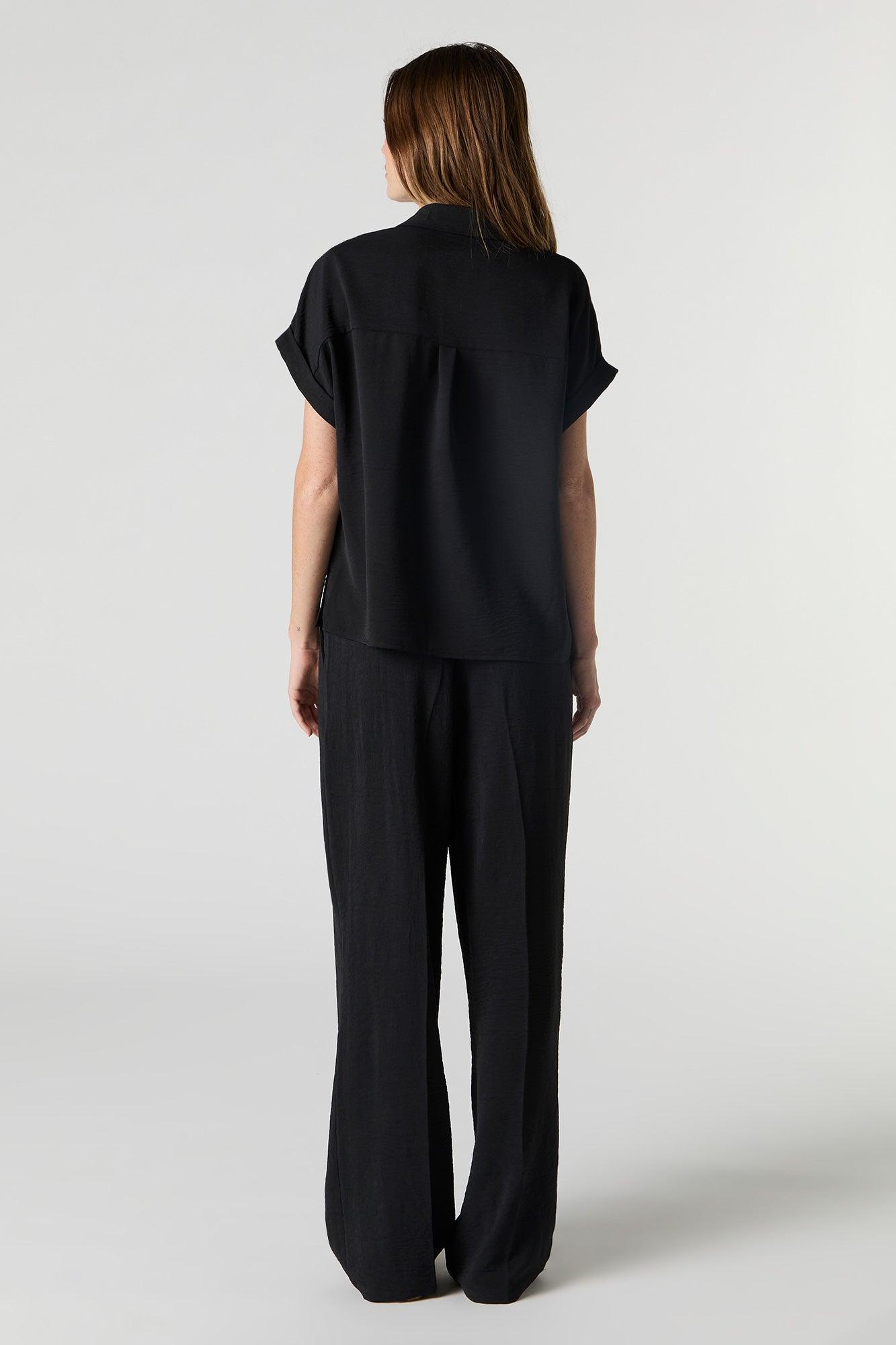 Flowy Pleated Pant Female Product Image