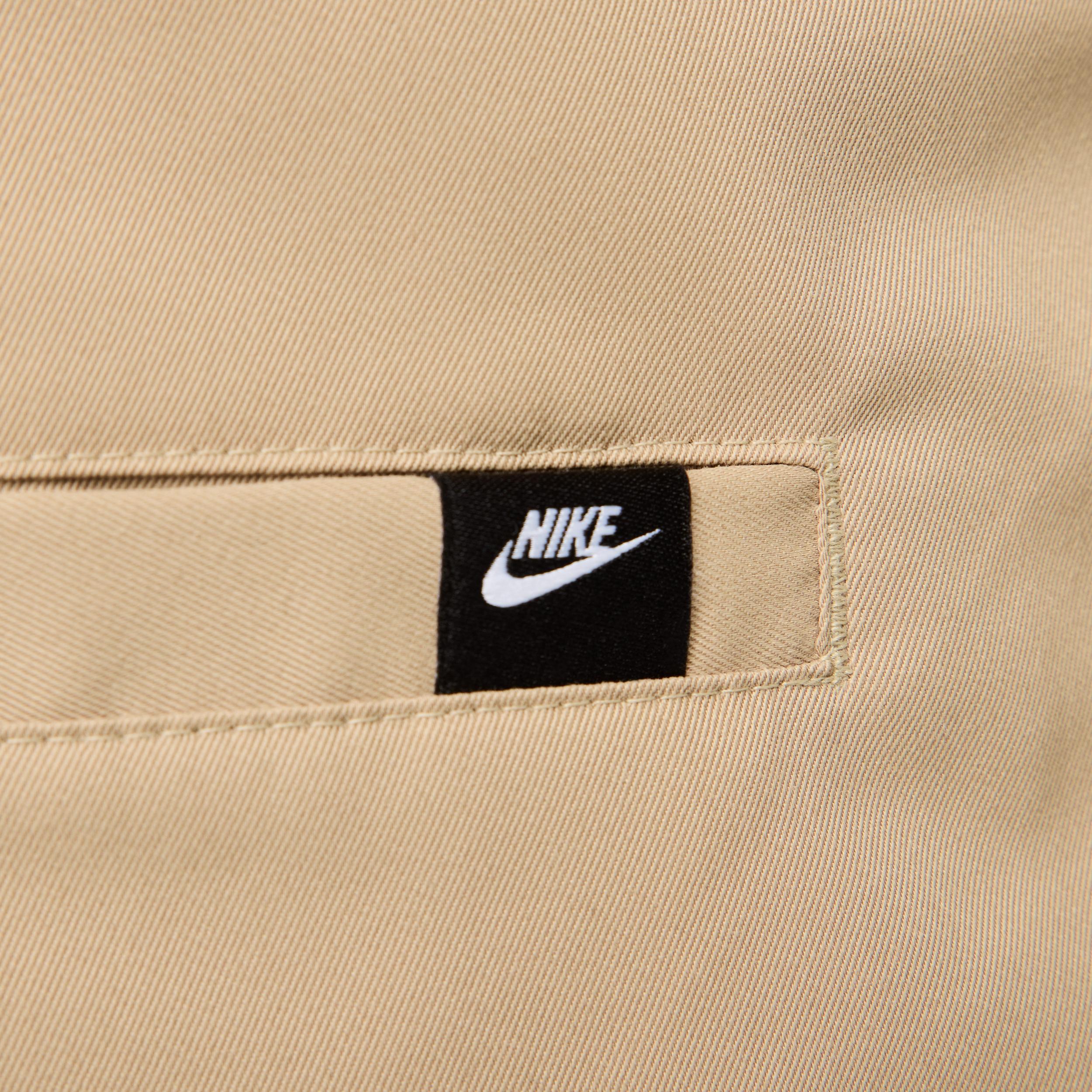 Nike Men's Club Woven Tapered Pants Product Image