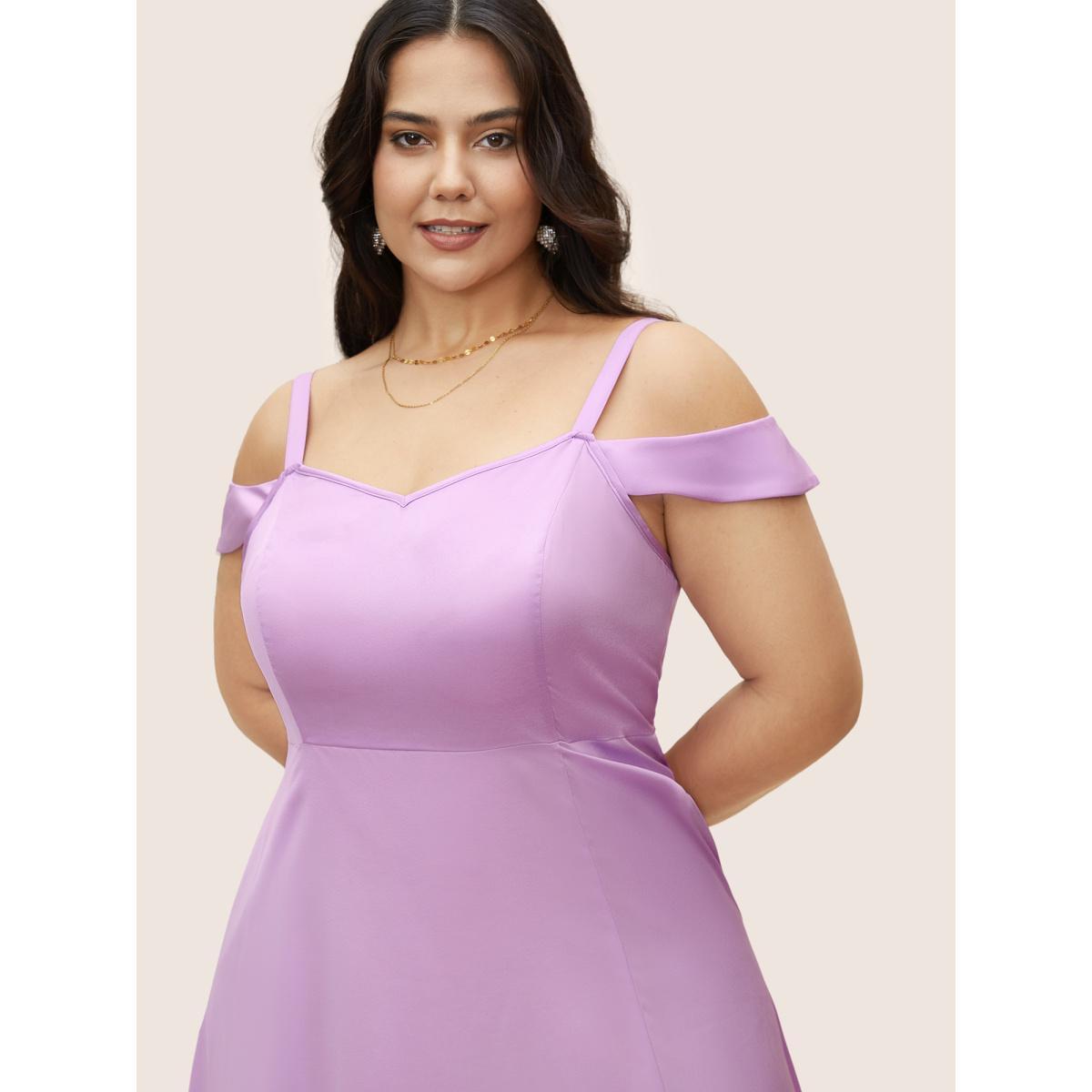 Plus Size Plain Cold Shoulder Split Front Pocket Dress Lilac Women Elegant V-neck Sleeveless Curvy BloomChic 30/6X Product Image