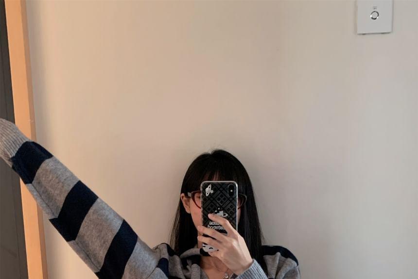 Oversized Striped V-Neck Cardigan with Sash Product Image