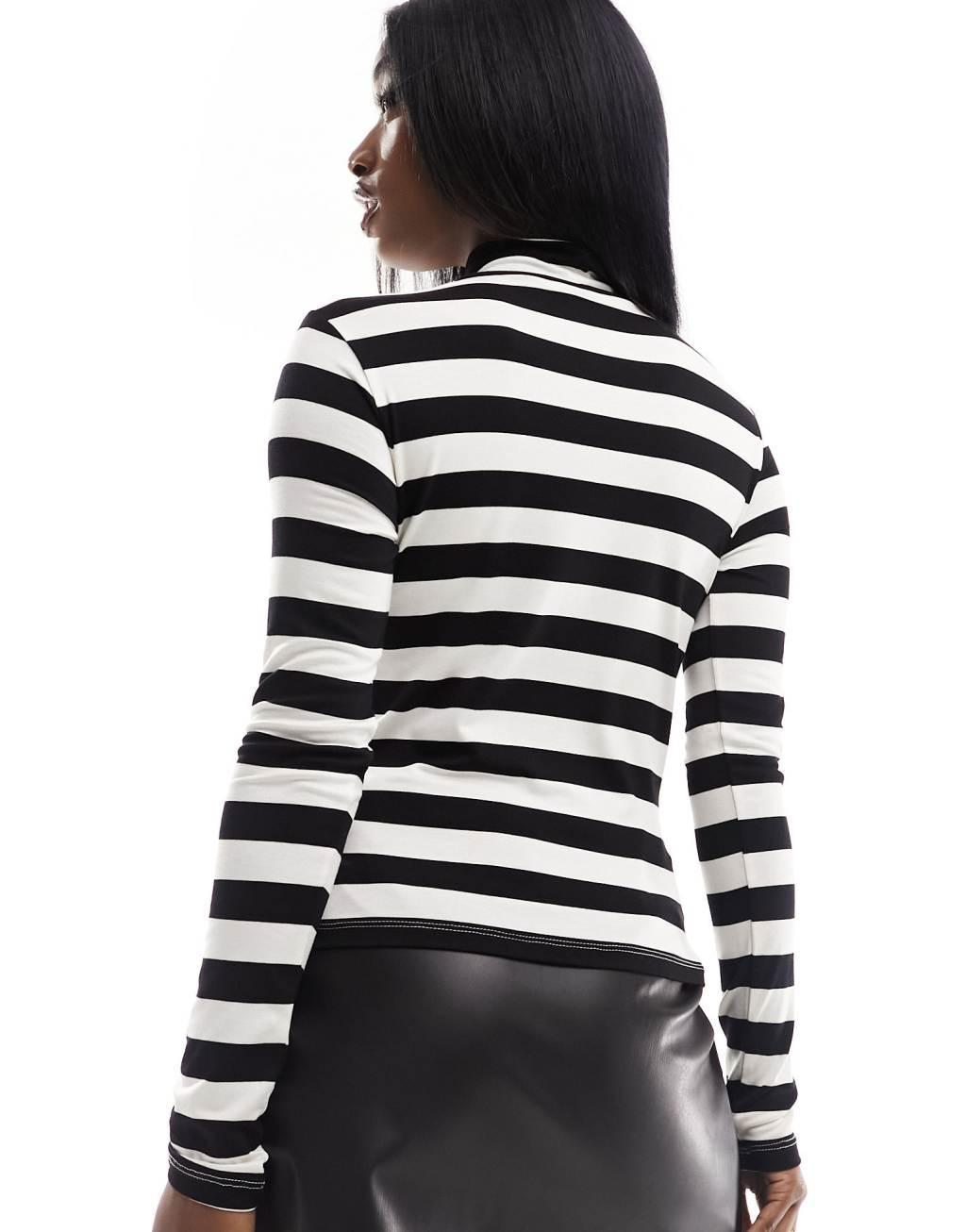 NA-KD long sleeve high neck top Product Image