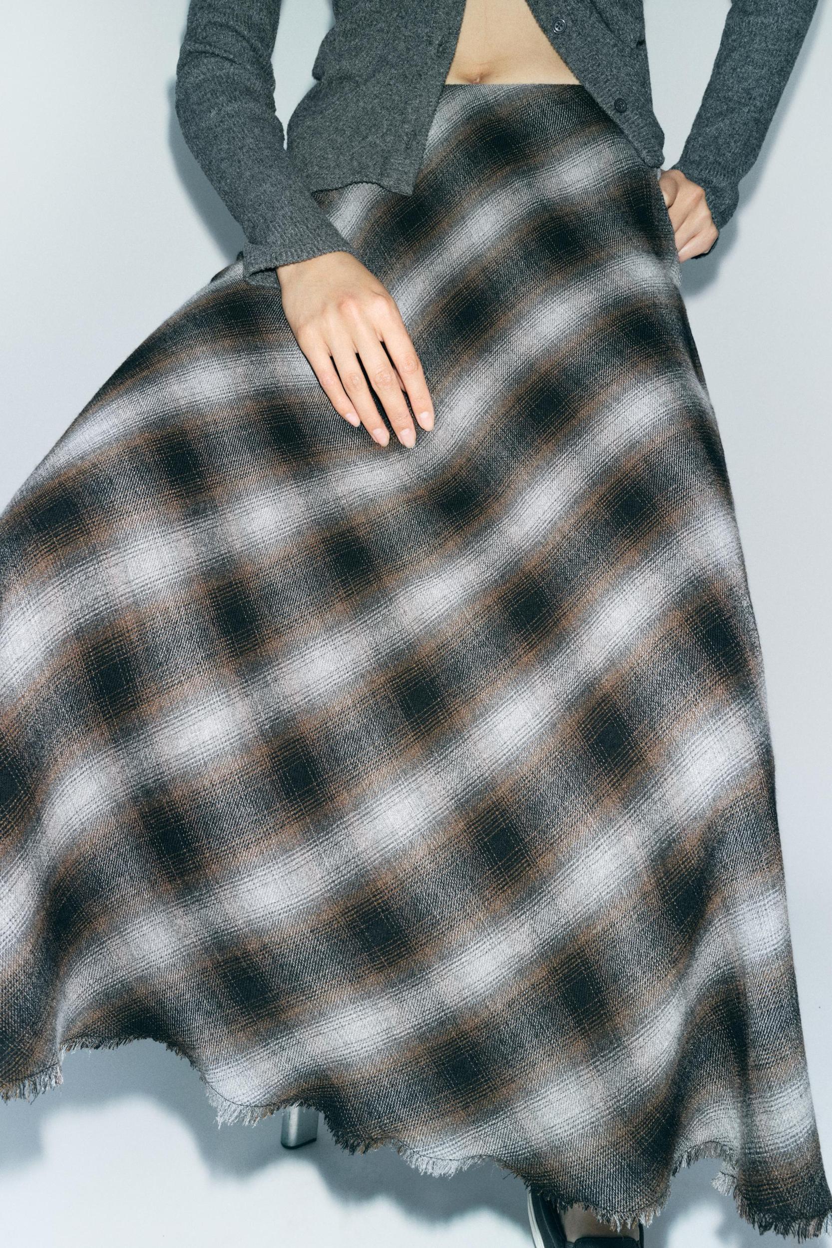 CHECKERED MIDI SKIRT ZW COLLECTION Product Image