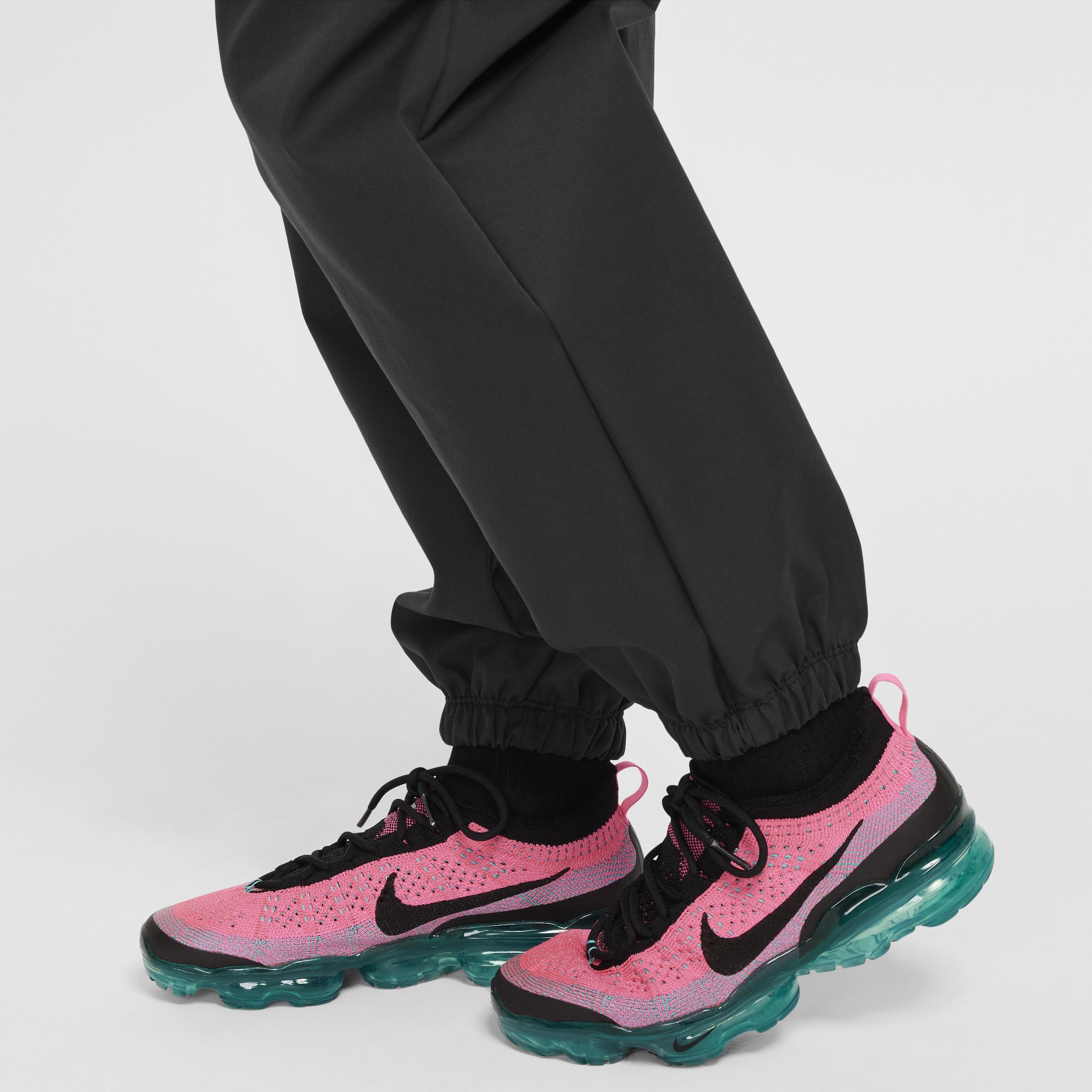 Girls Nike Sportswear Cargo Jogger Pants Product Image
