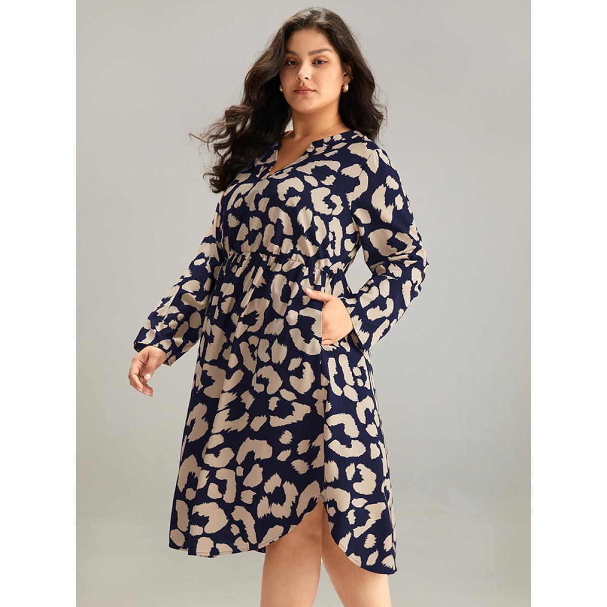 Plus Size Geometric Pocket Elastic Waist Arc Hem Dress Indigo Women At the Office Printed Notched collar Long Sleeve Curvy Knee Dress BloomChic 14-16/1X Product Image