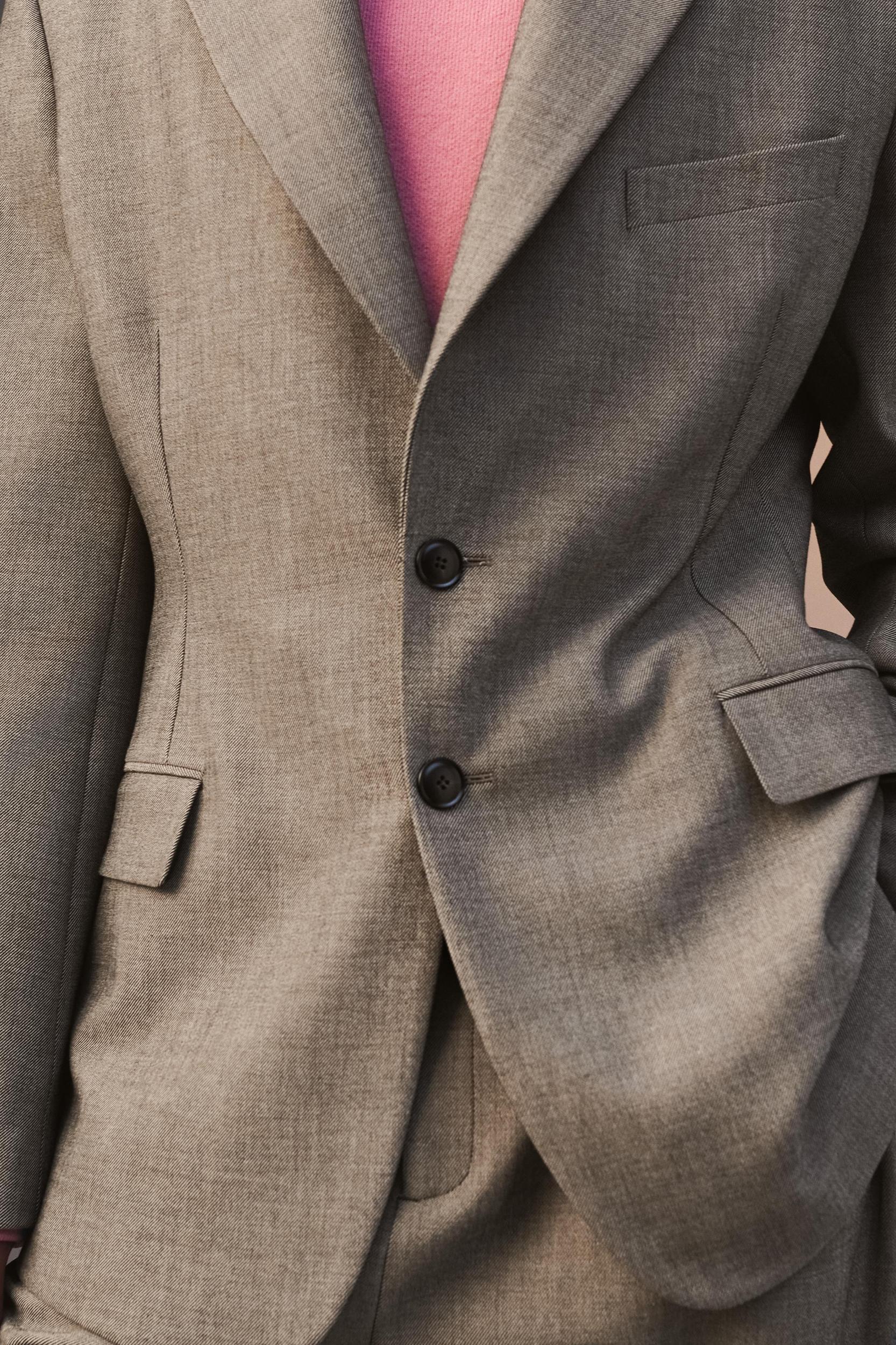 FITTED BLAZER LIMITED EDITION Product Image