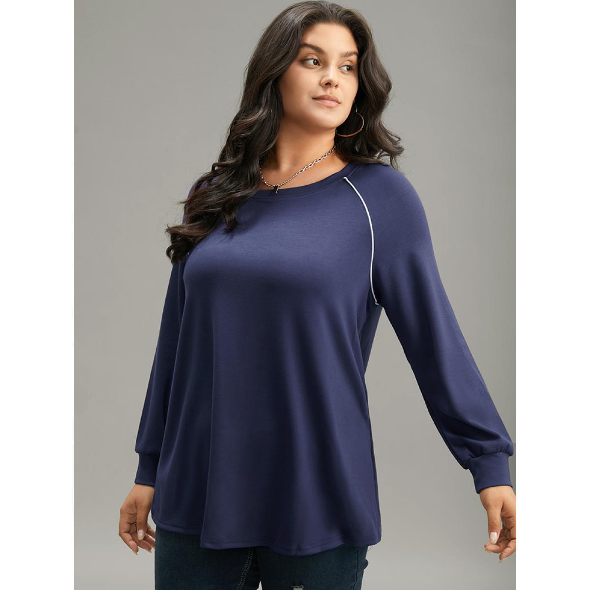 Plus Size Supersoft Essentials Contrast Trim Raglan Sleeve Sweatshirt Women DarkBlue Casual Elastic cuffs Round Neck Dailywear Sweatshirts BloomChic 30/6X Product Image