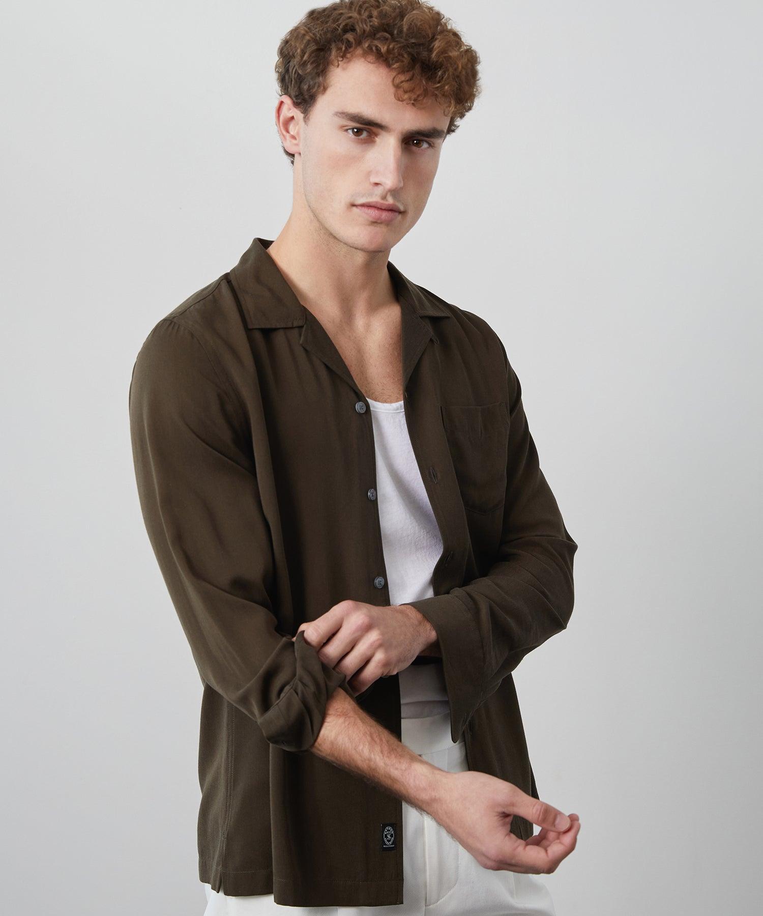 Rayon Hollywood Shirt in Olive Product Image