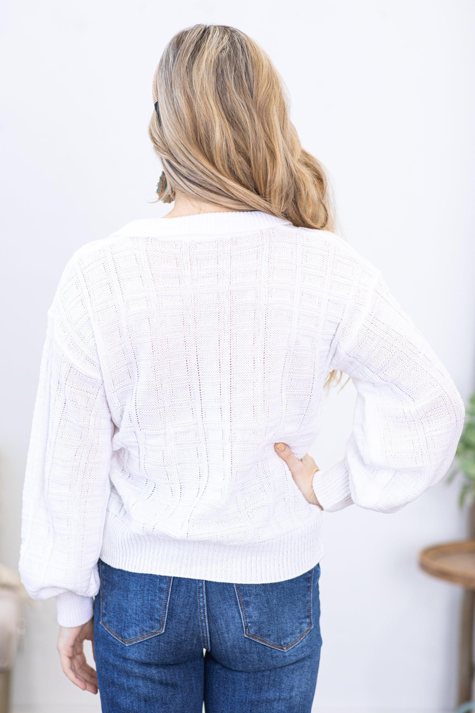 White Pattern Knitted Collared Sweater Product Image