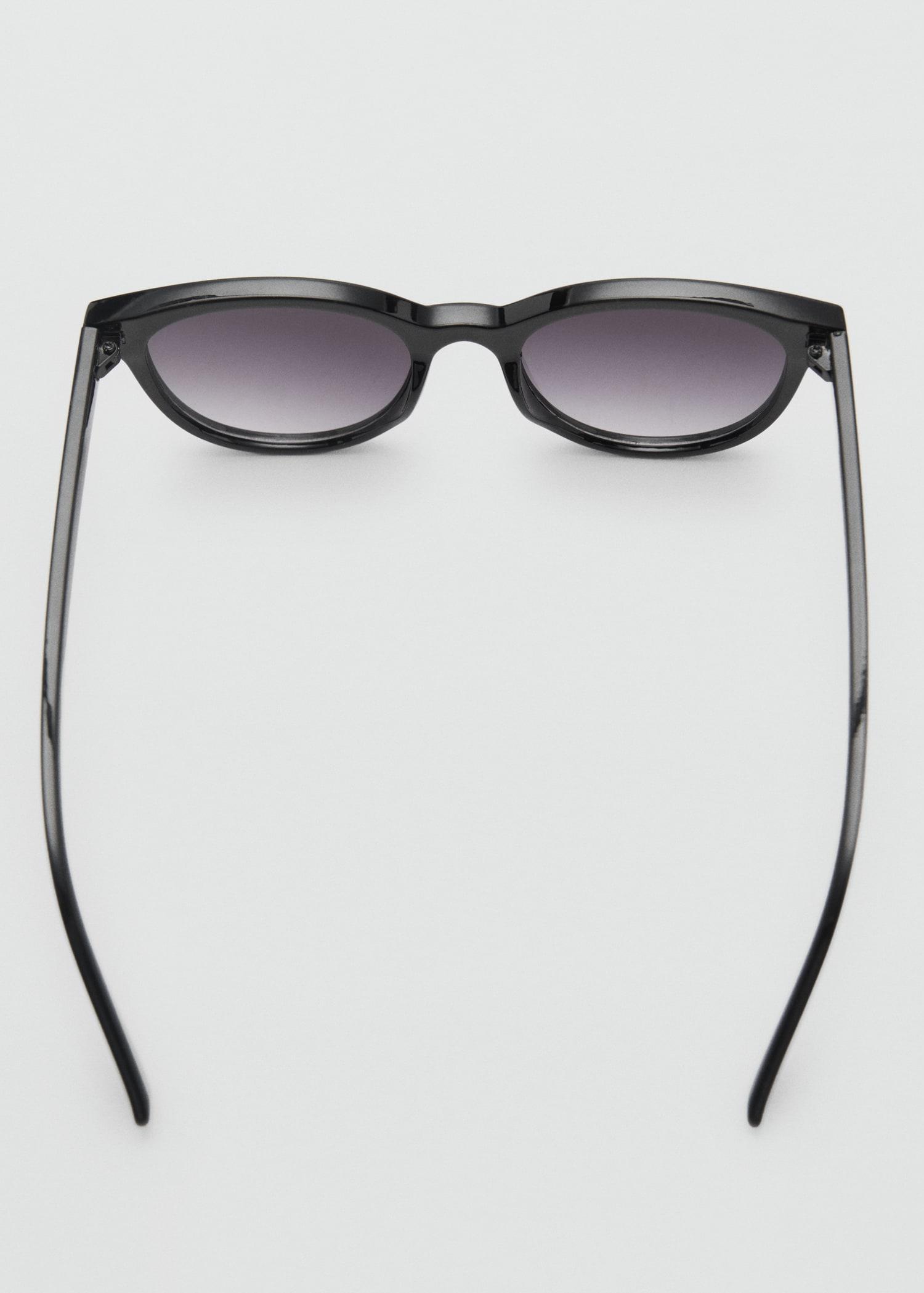 Resin frame sunglasses - Women | MANGO USA Product Image