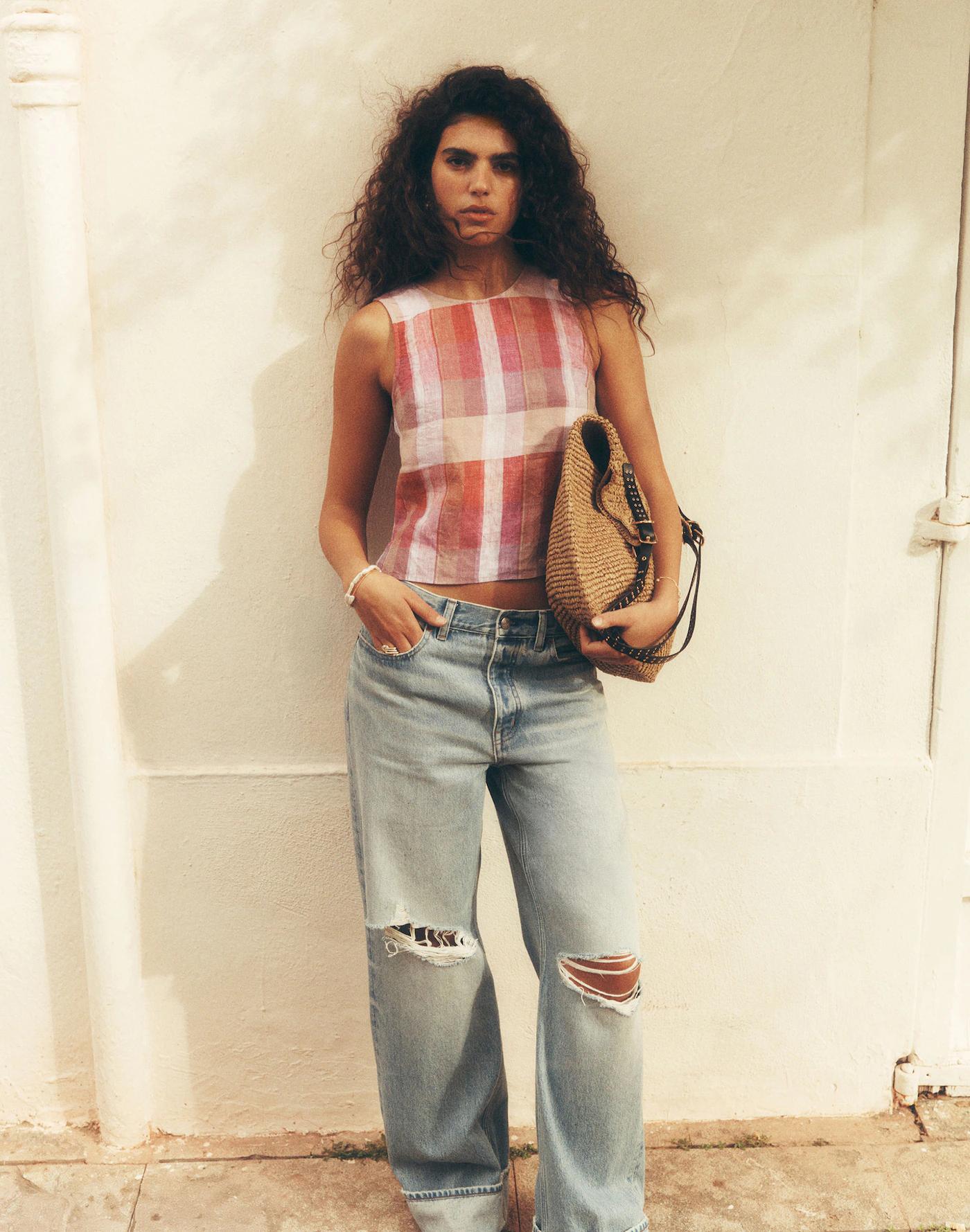 Low-Slung Baggy Jeans Product Image