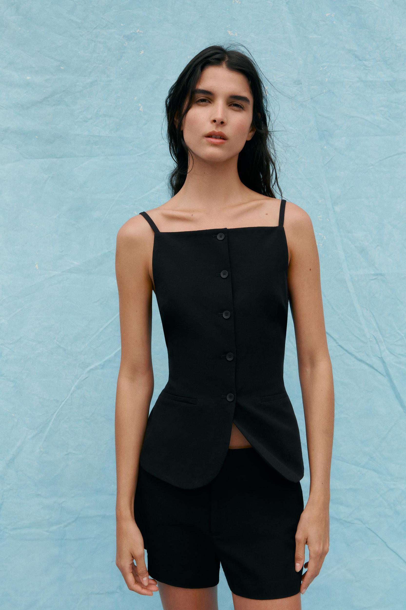BUTTON TOP VEST Product Image
