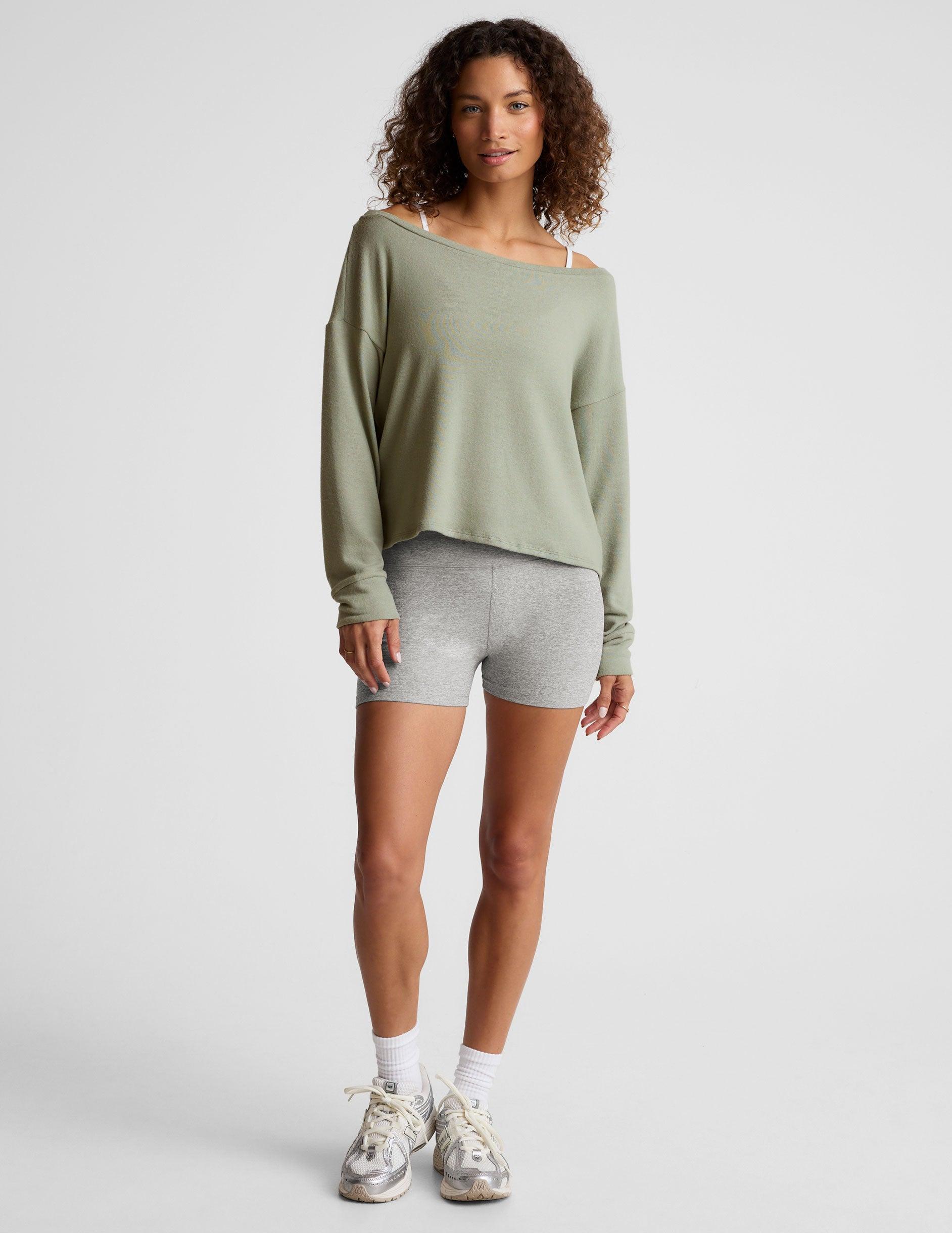 Let Loose Pullover Girls Product Image