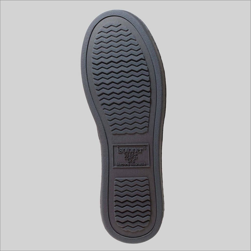 Isotoner Womens Diamond Quilted Microterry Closed-Back Slippers - Black Product Image
