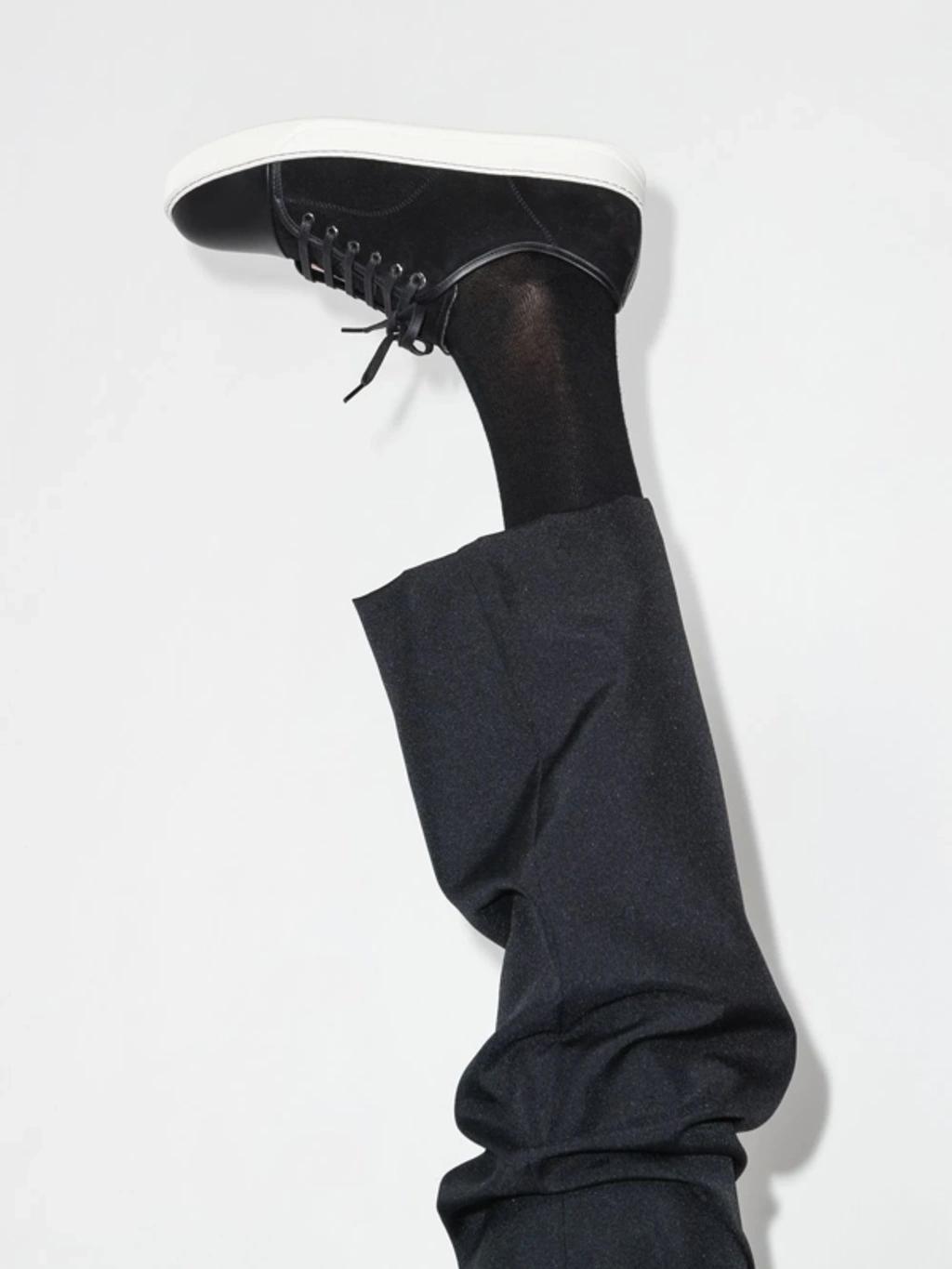Navy DBB1 Sneakers Product Image