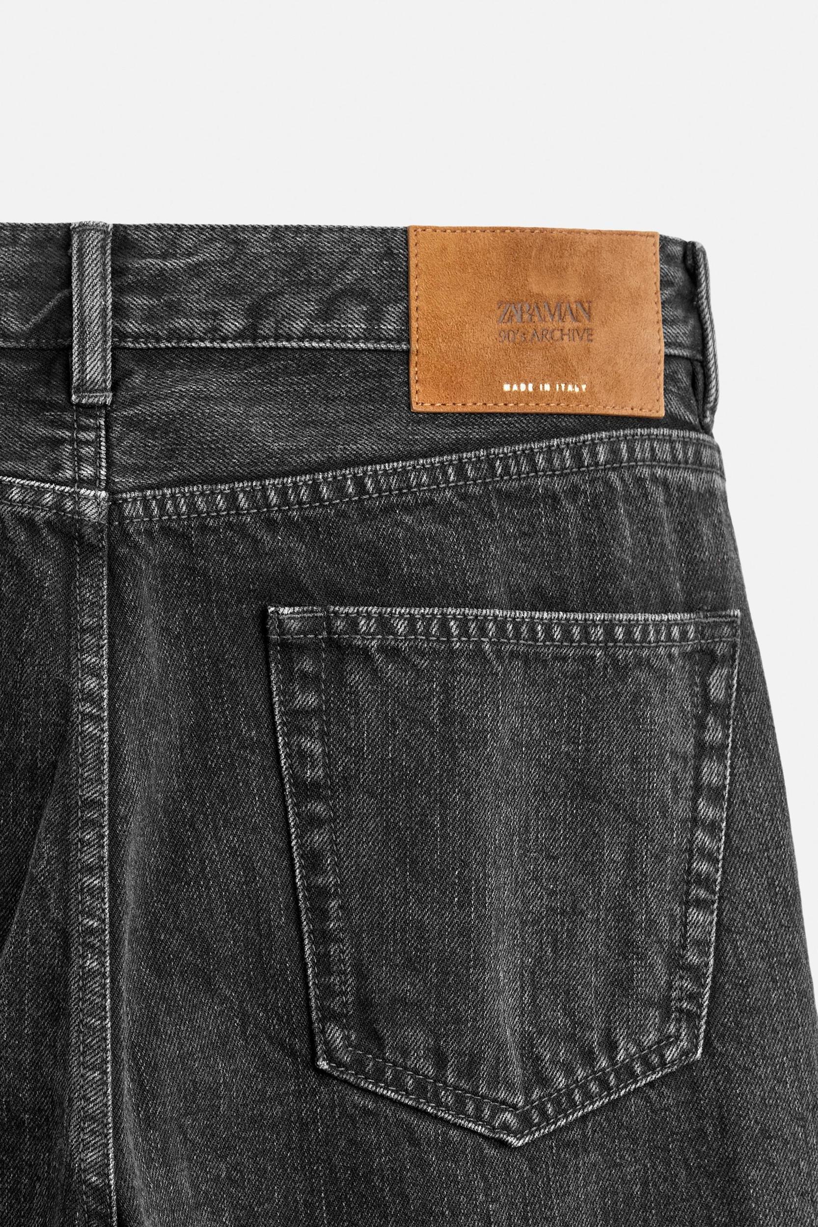 STRAIGHT FIT JEANS Product Image