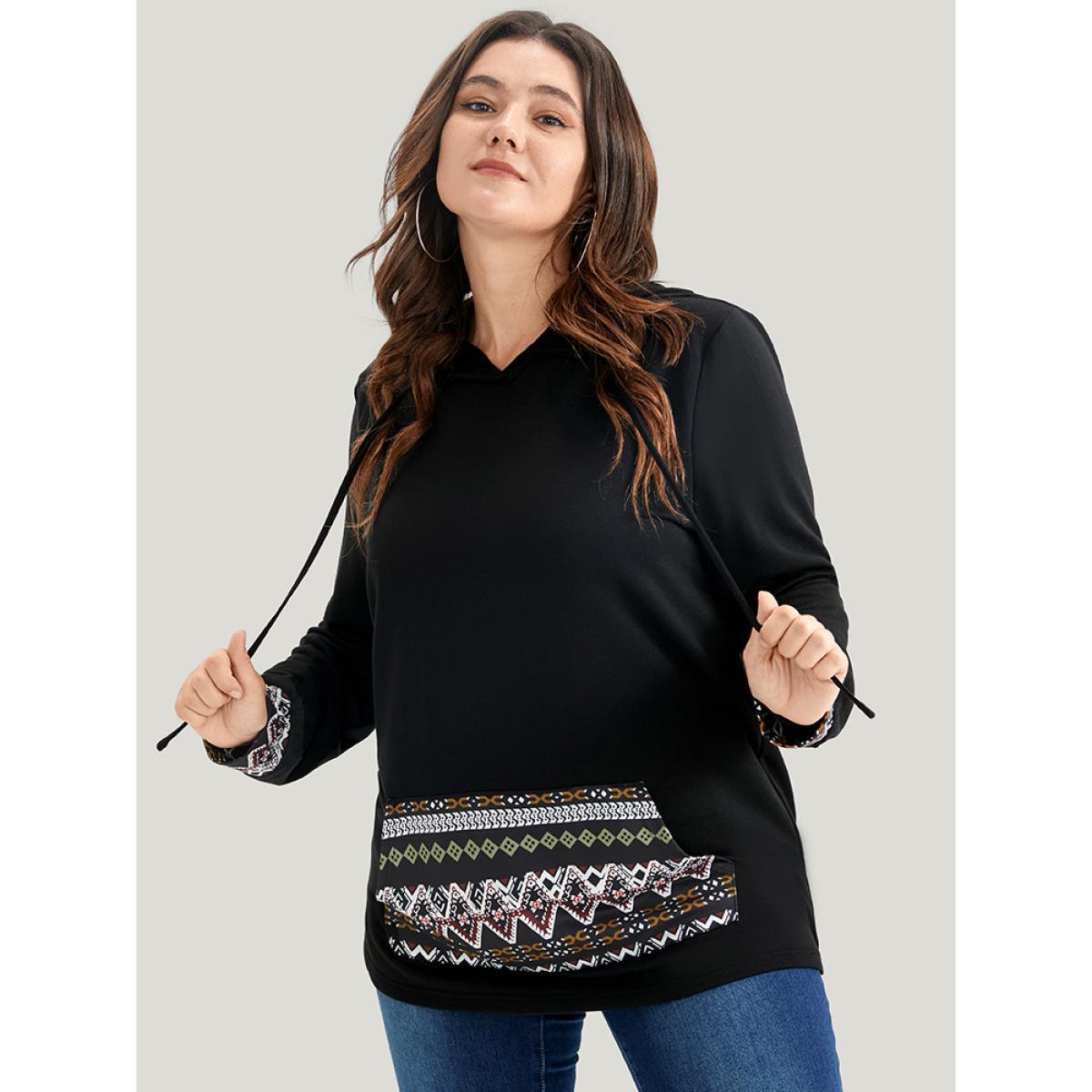 Plus Size Geometric Print Pocket Drawstring Hooded Sweatshirt Women Black Vacation Patchwork Hooded Dailywear Sweatshirts BloomChic 28/5X Product Image