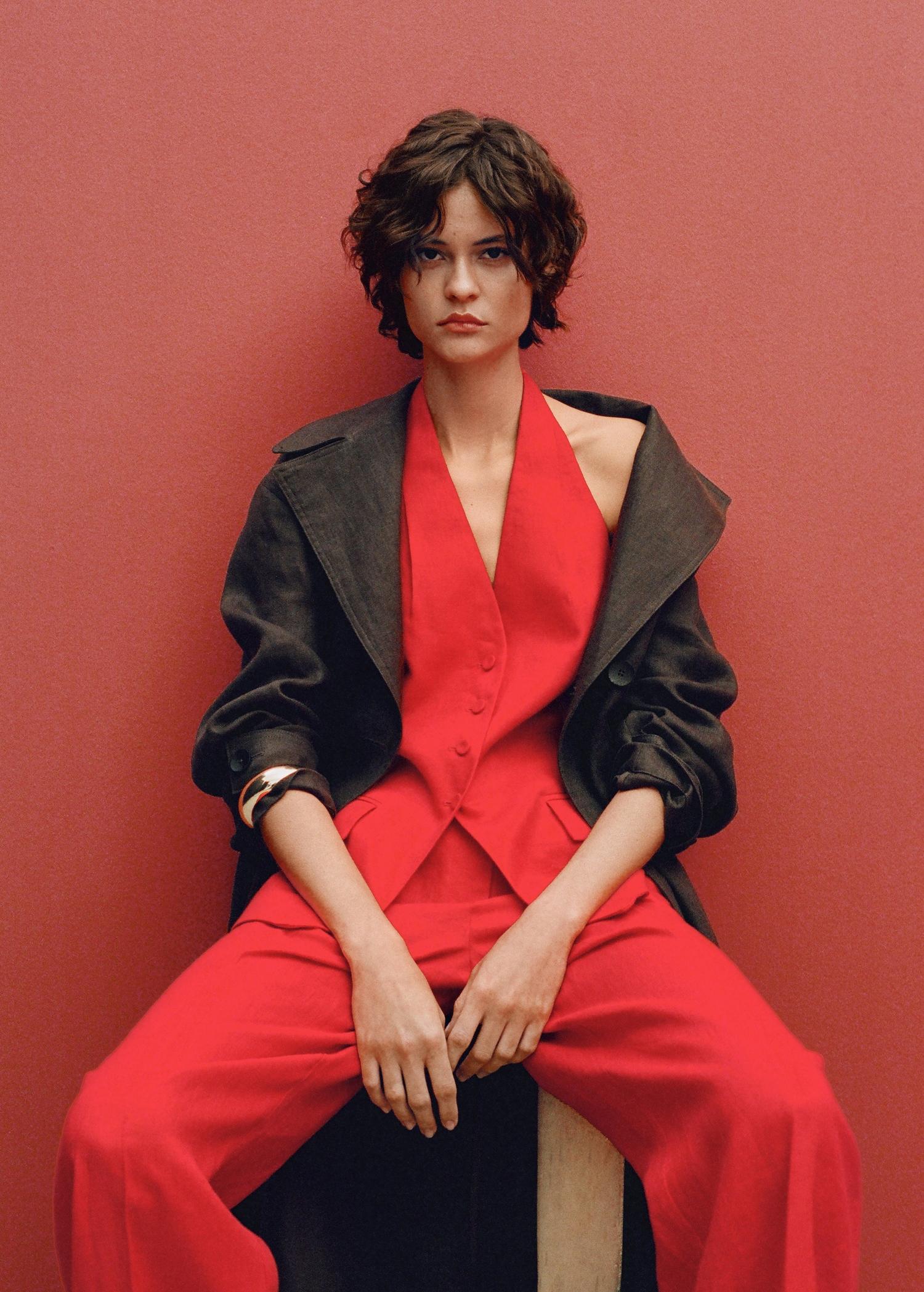 Linen halter-neck suit vest - Women | MANGO USA Product Image