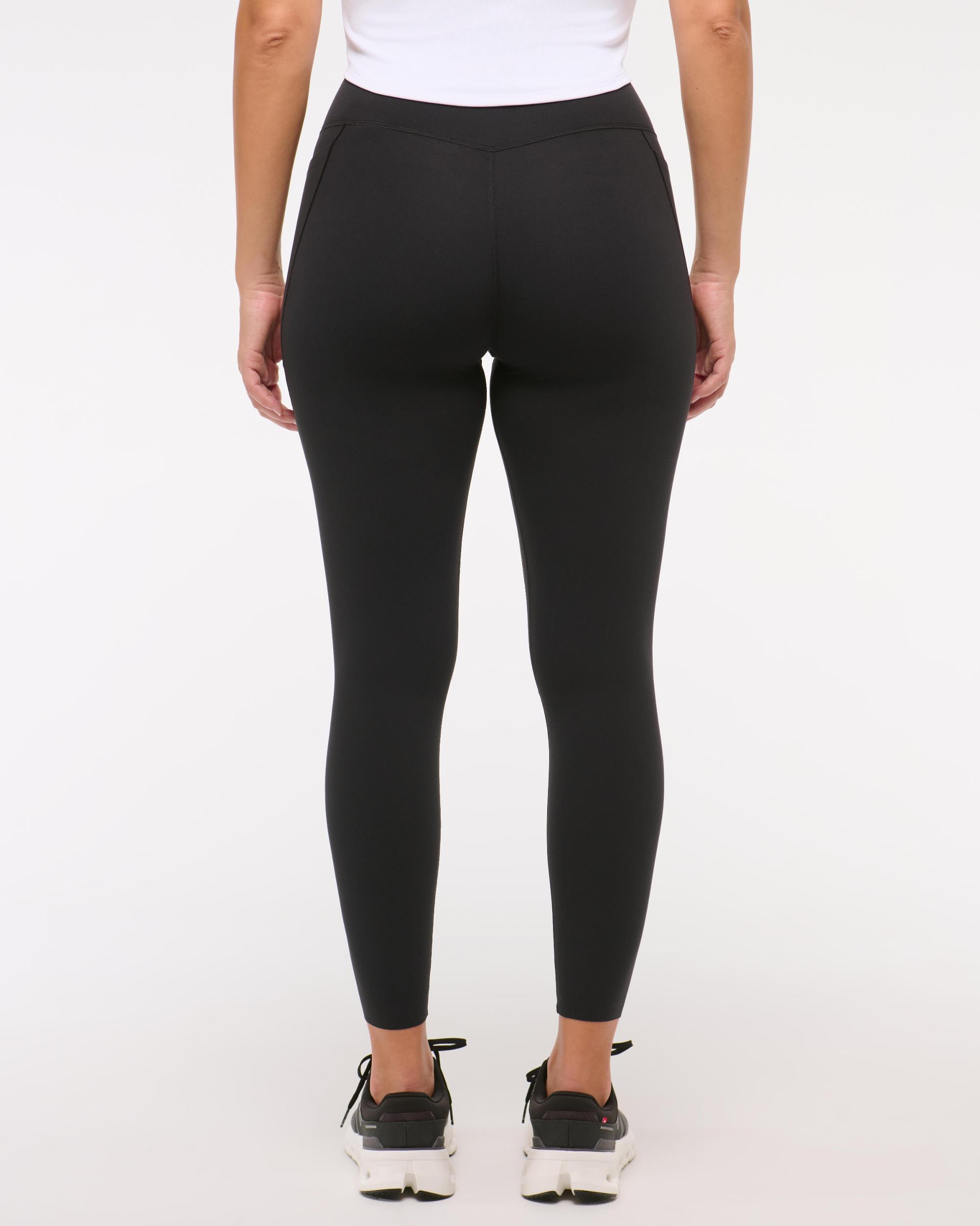 YPB studioFLEX Curve Love 7/8-Length Pocket Legging Product Image