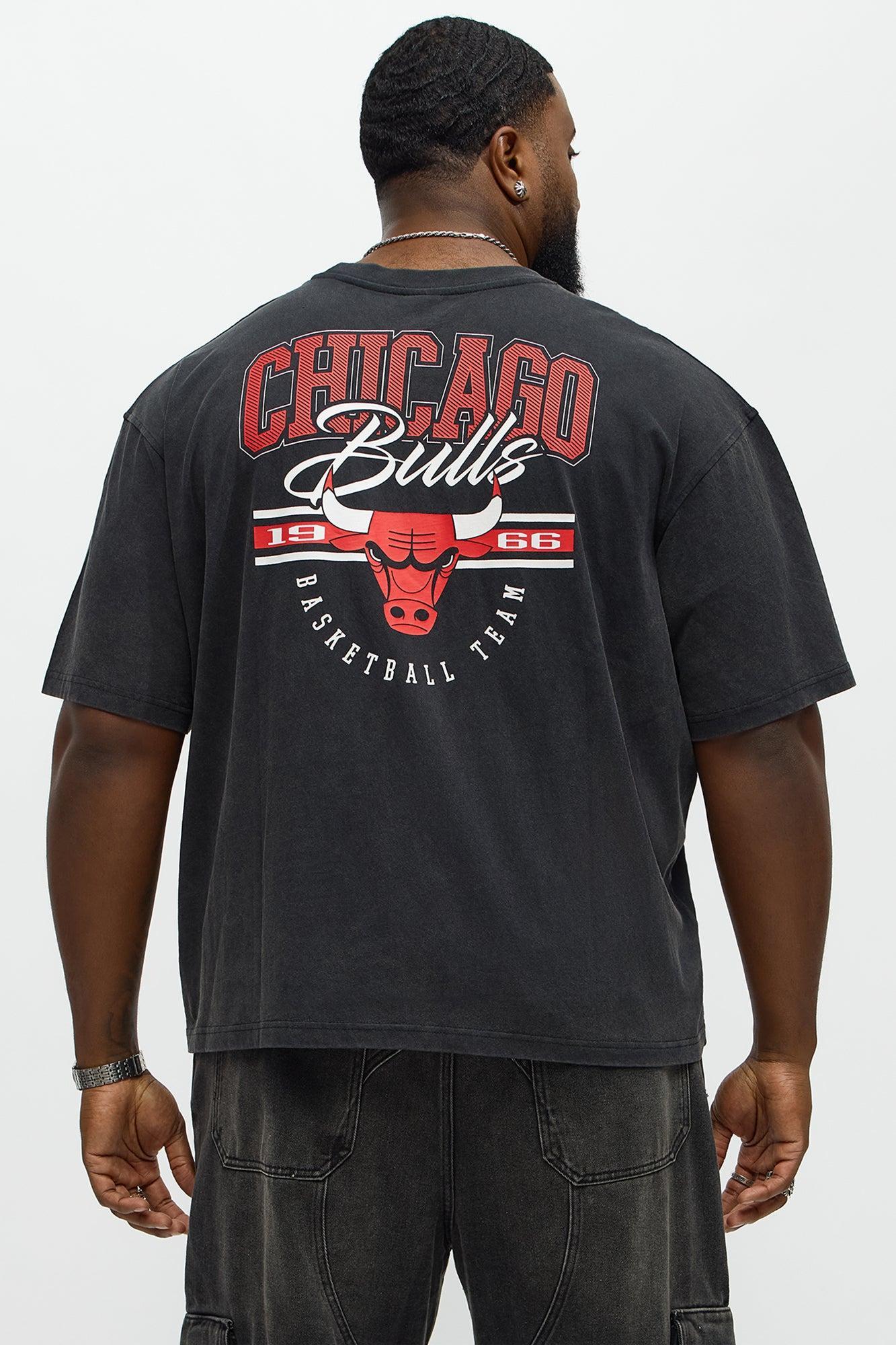 Bulls Freethrow Oversized Short Sleeve Tee - Black Product Image