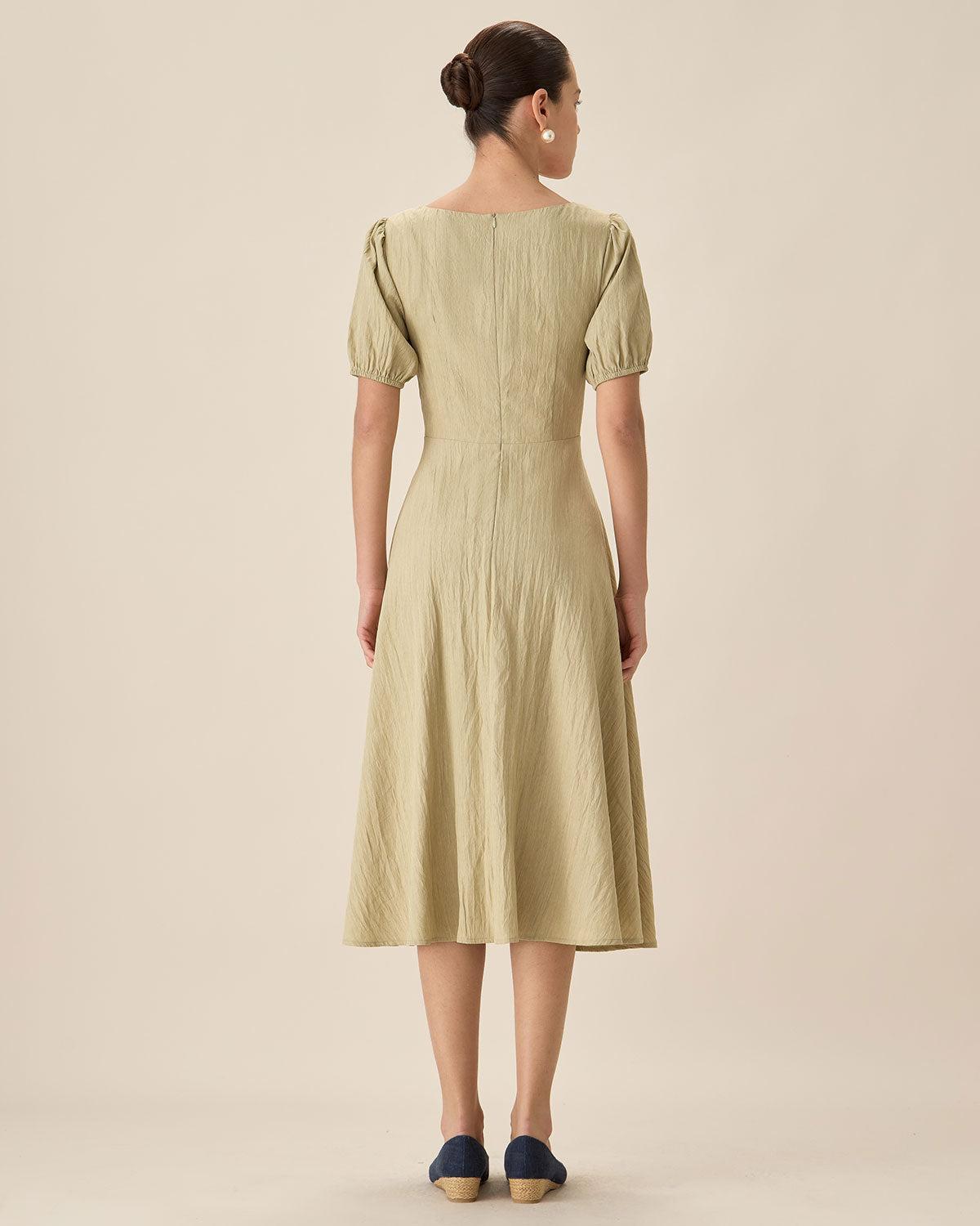 Green Sweetheart Neck Shirred Midi Dress Product Image