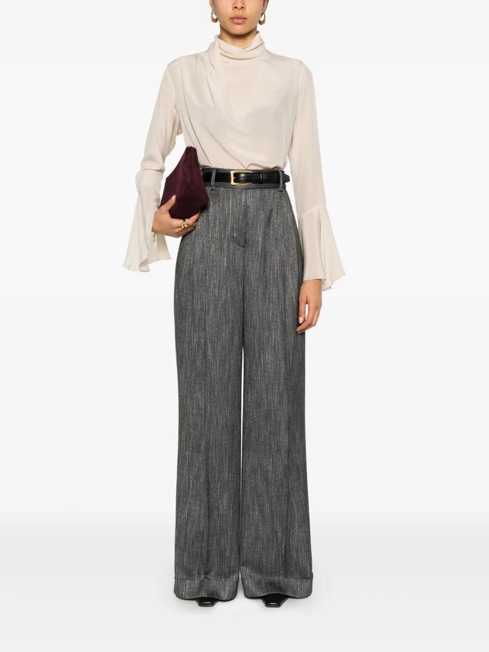 silk blouse Product Image