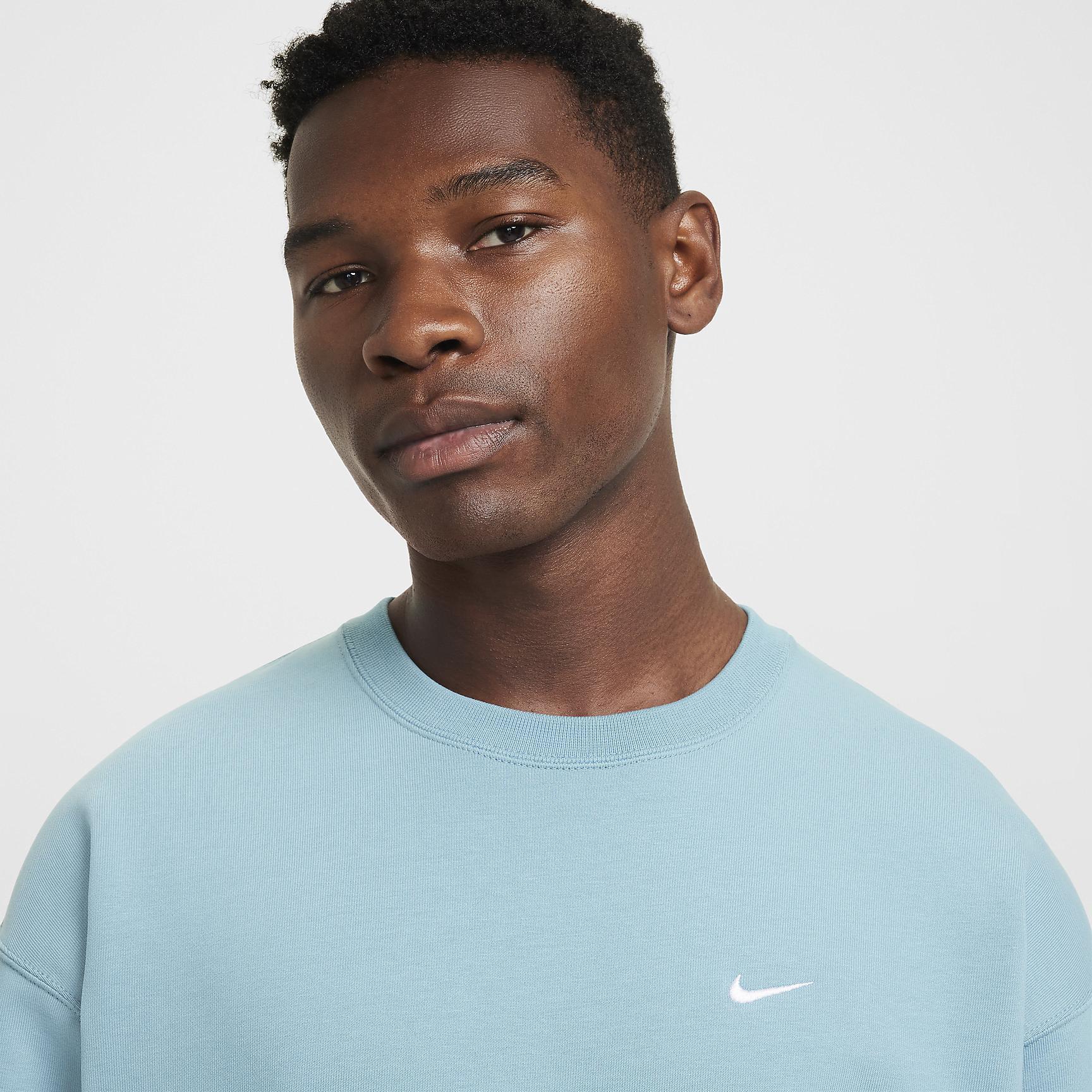 Nike Solo Swoosh Men's Fleece Crew Product Image