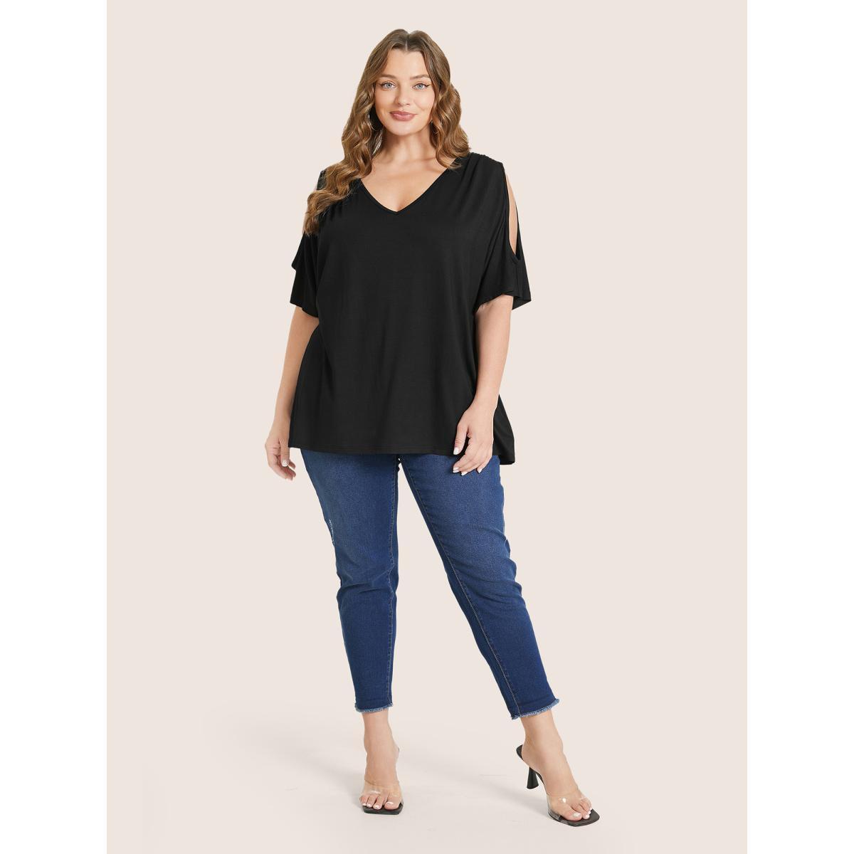 Plus Size Plain Cut Out V Neck T-shirt Black Women Elegant Cut-Out Plain V-neck Everyday T-shirts BloomChic 30/6X Product Image