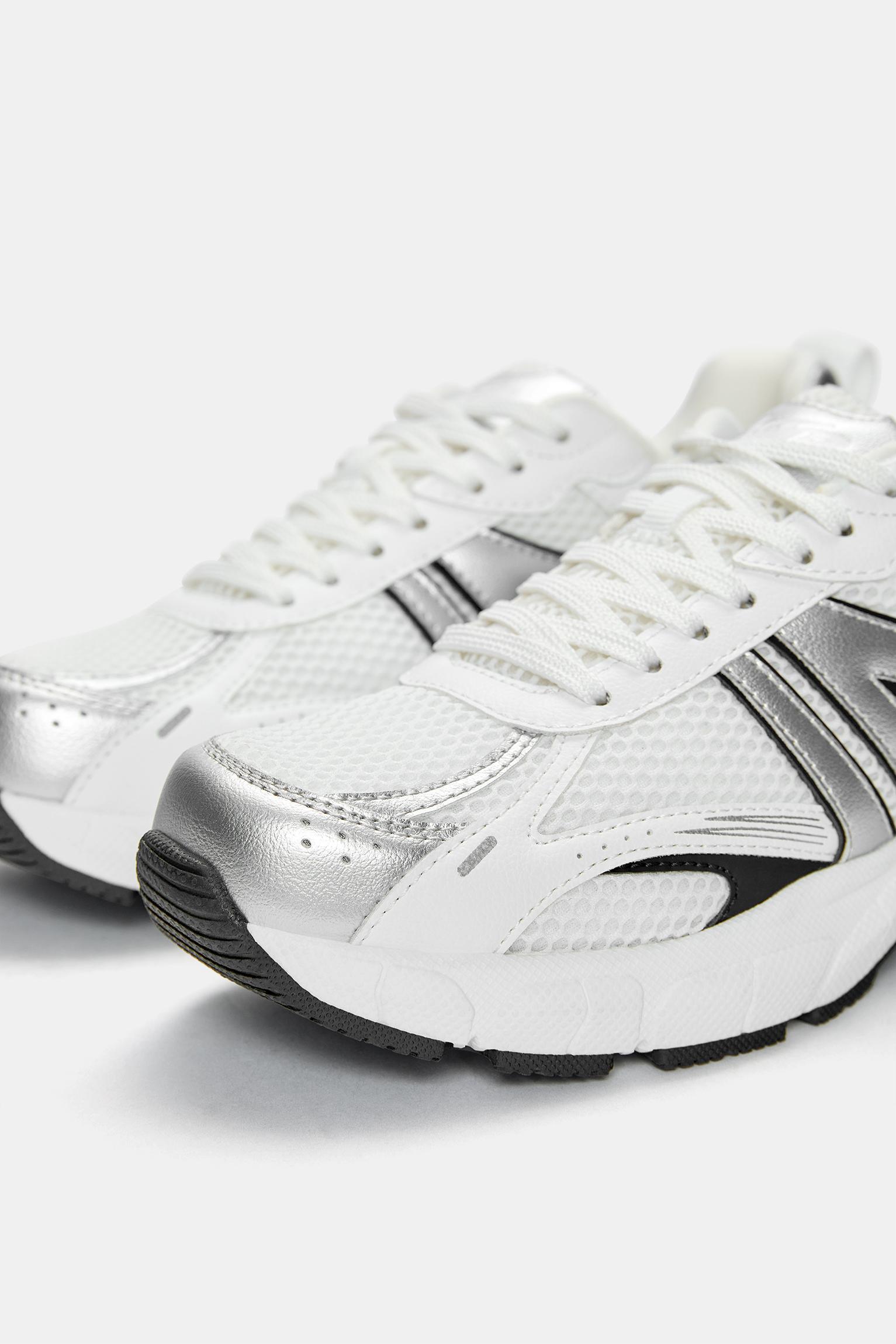 Multi-piece sneakers Product Image