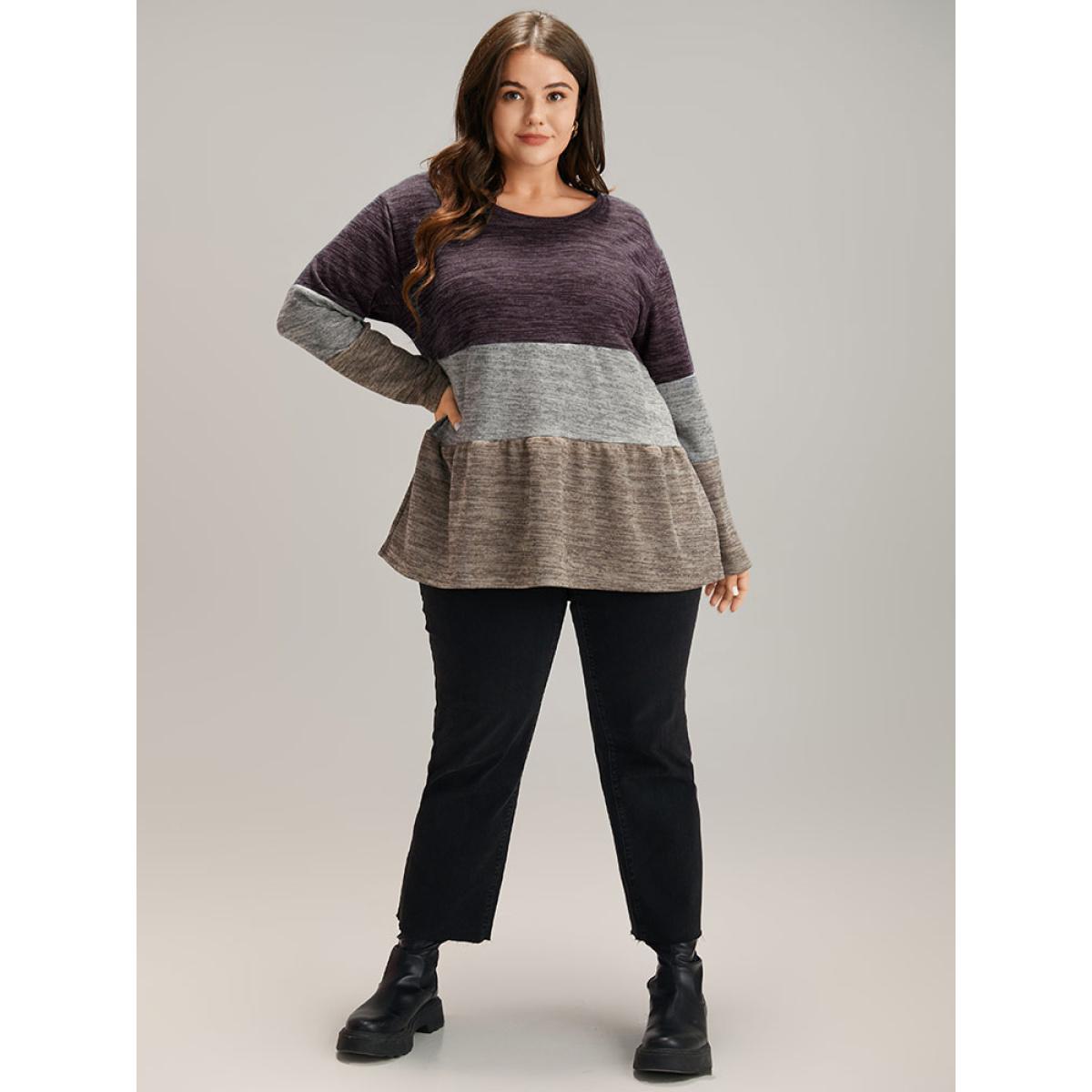 Plus Size Contrast Patchwork Gathered T-shirt Purple Women Casual Gathered Plain Round Neck Dailywear T-shirts BloomChic 14-16/1X Product Image