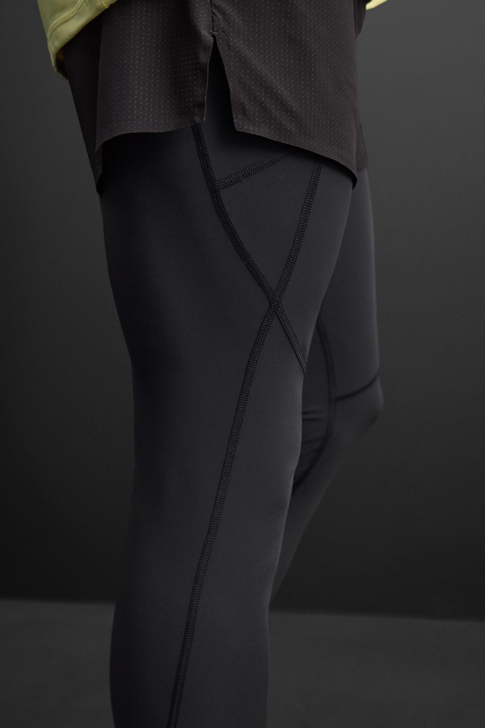 TRAINING TIGHTS Product Image