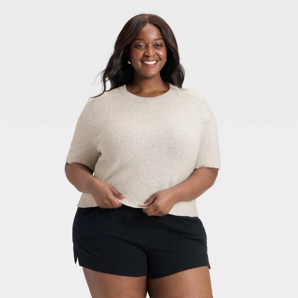Women's Short Sleeve Crewneck Pullover Sweater - Universal Thread™ Product Image